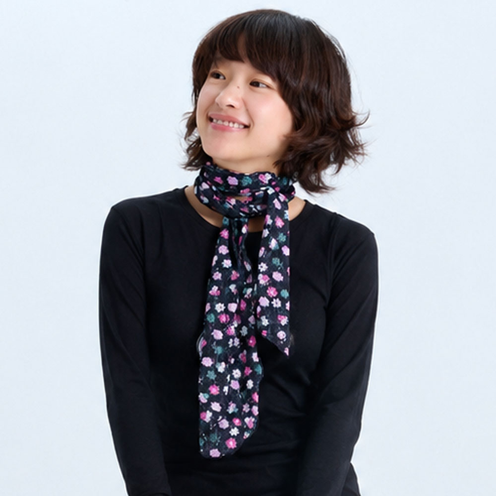 마크니 프렌치 로즈 살랑 스카프 스카이 블루(MACNI French Rose Sallang Scarf Sky Black) - 3
