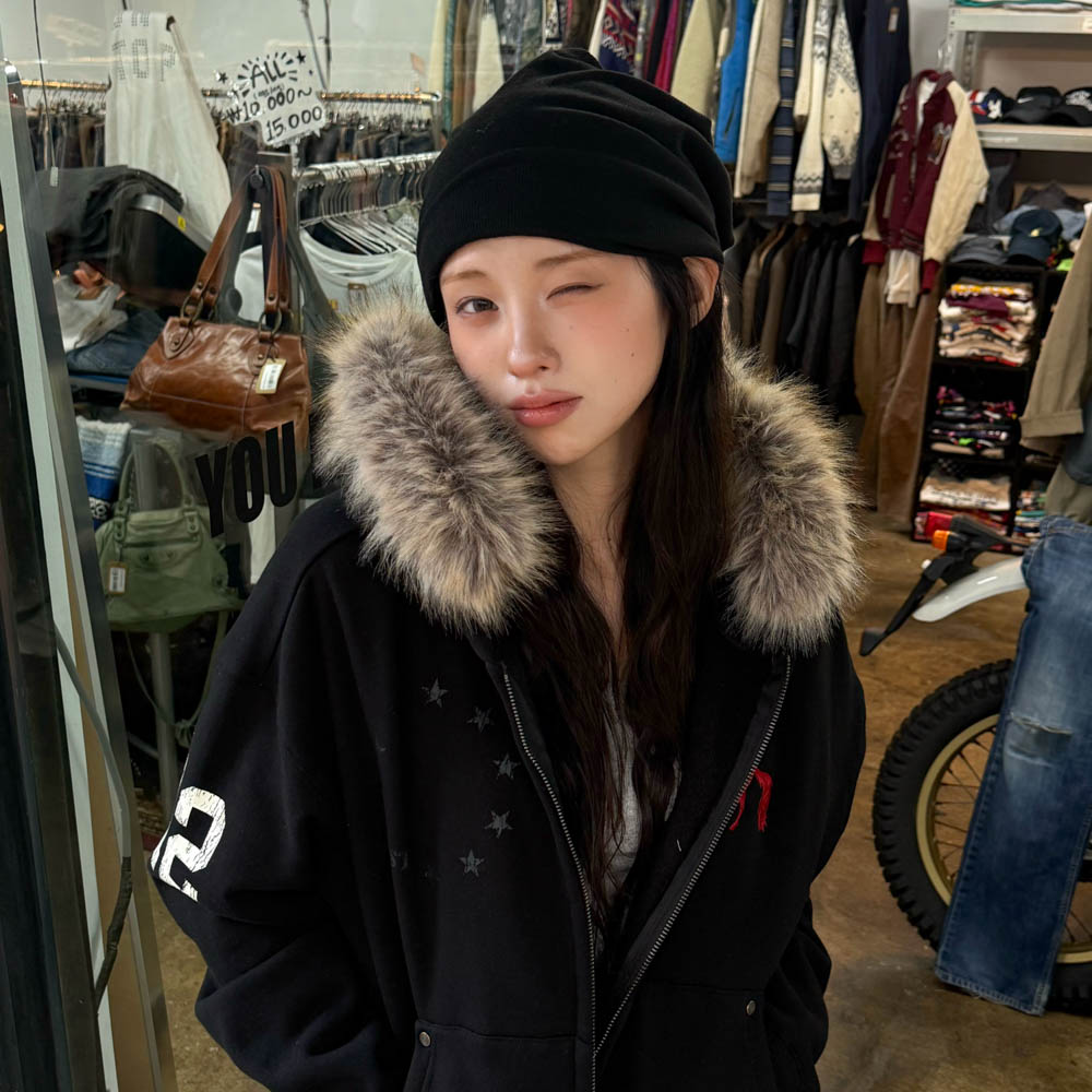 아모우 [기모]  포니 퍼 후드 집업 블랙(AMOU [Fleece] Pony Fur Hoodie Zip-up Black) - 4