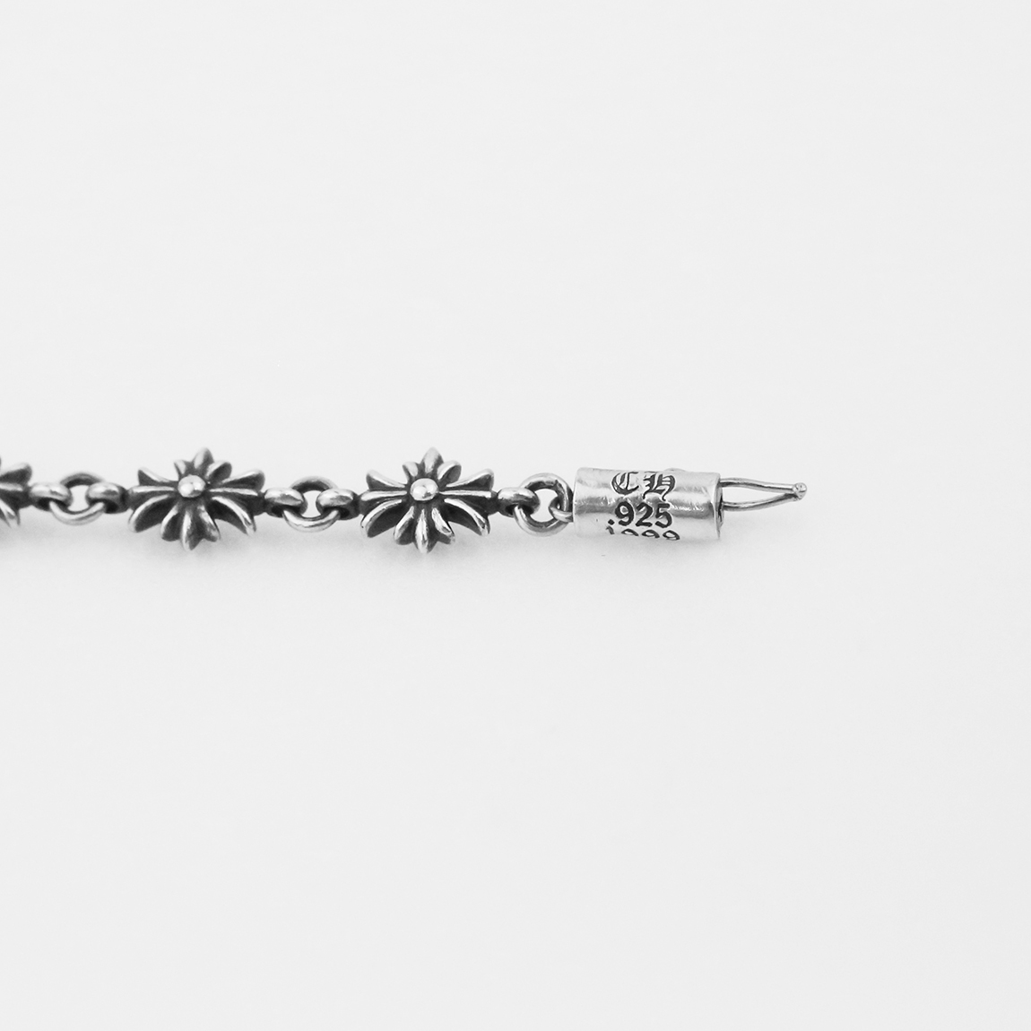 한스룸 크롬하츠 타이니 e ch 플러스 목걸이(Hansroom Chrome Hearts Tiny E ch pls Necklace) - 4