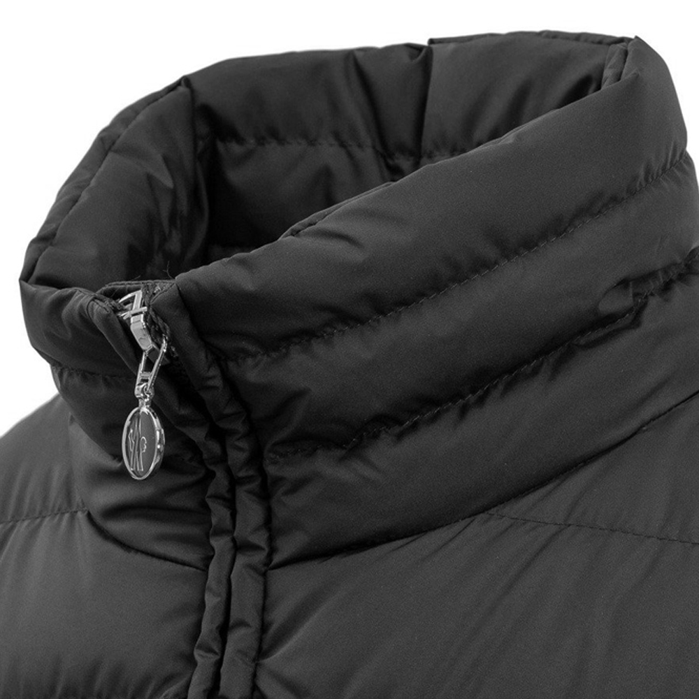 [15% 쿠폰] 몽클레르 ABDEROS 로고 패치 패딩 블랙 - 24SS([15% 쿠폰] Moncler ABDEROS Logo Patch Down Jacket Black - 24SS) - 4