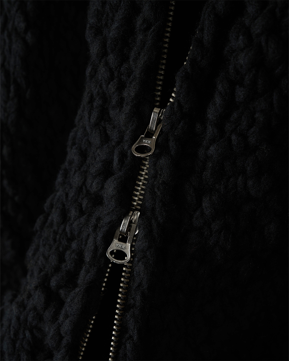 선데이세레머니 벌키 울블렌드 핸드 니트 코위찬 - 블랙(Sunday Ceremony Bulky Wool Blend Hand Knit Cowichan - Black) - 3