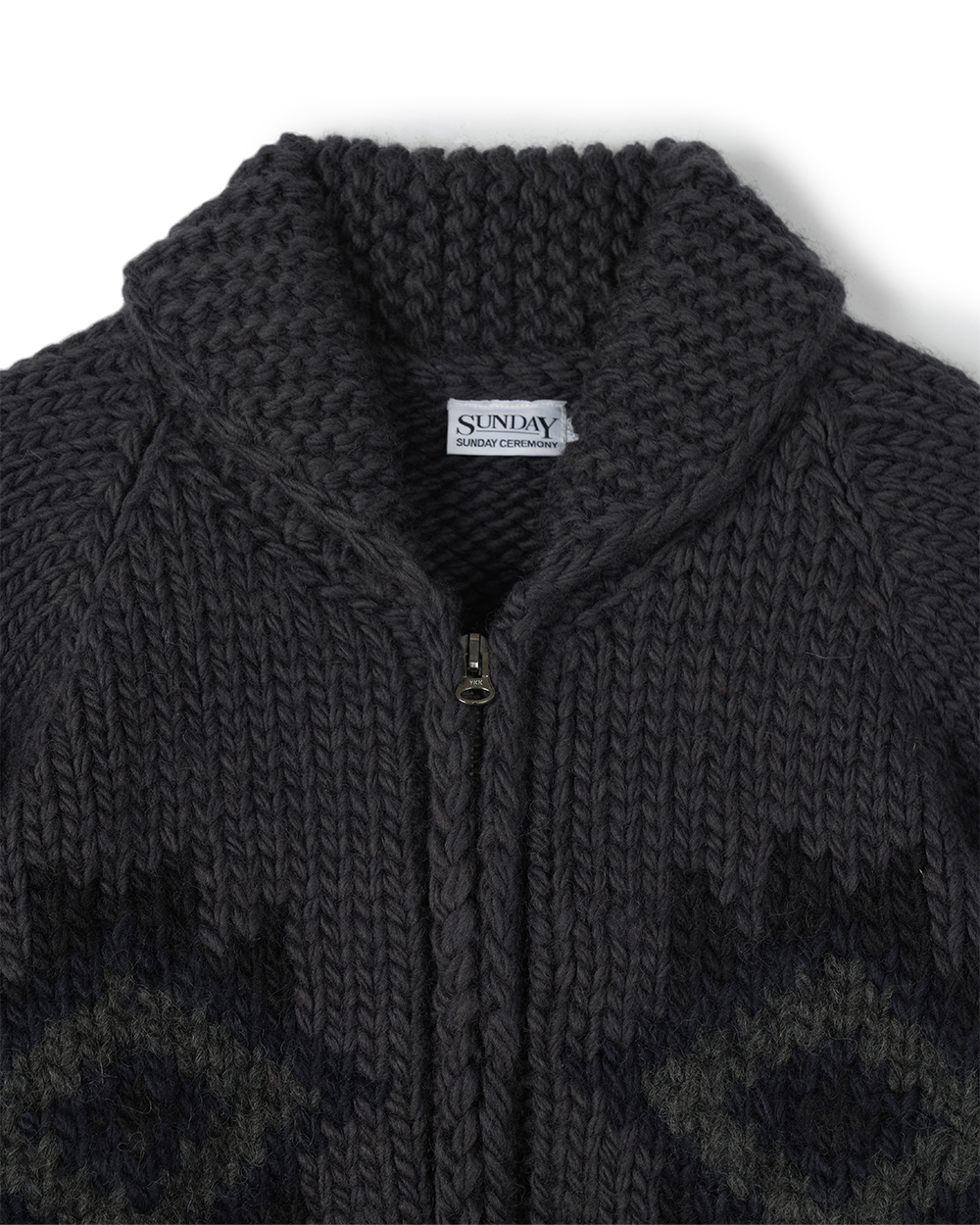 선데이세레머니 네이티브 울 핸드 니트 코위찬 - 차콜(Sunday Ceremony Native Wool Hand Knit Cowichan - Charcoal) - 2