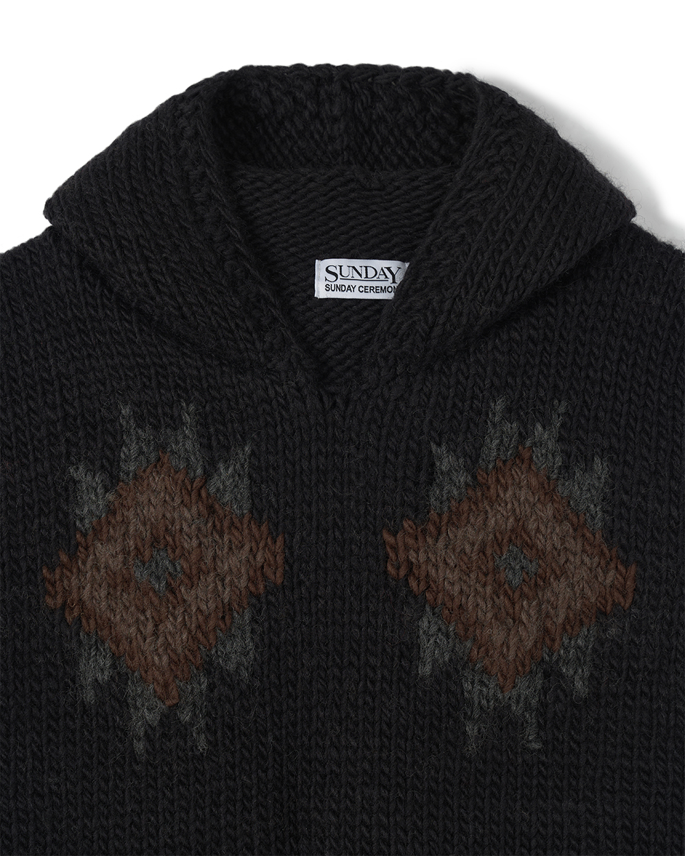 선데이세레머니 네이티브 울 핸드 니트 후디 베스트 - 블랙(Sunday Ceremony Native Wool Hand Knit Hoodie Vest - Black) - 2