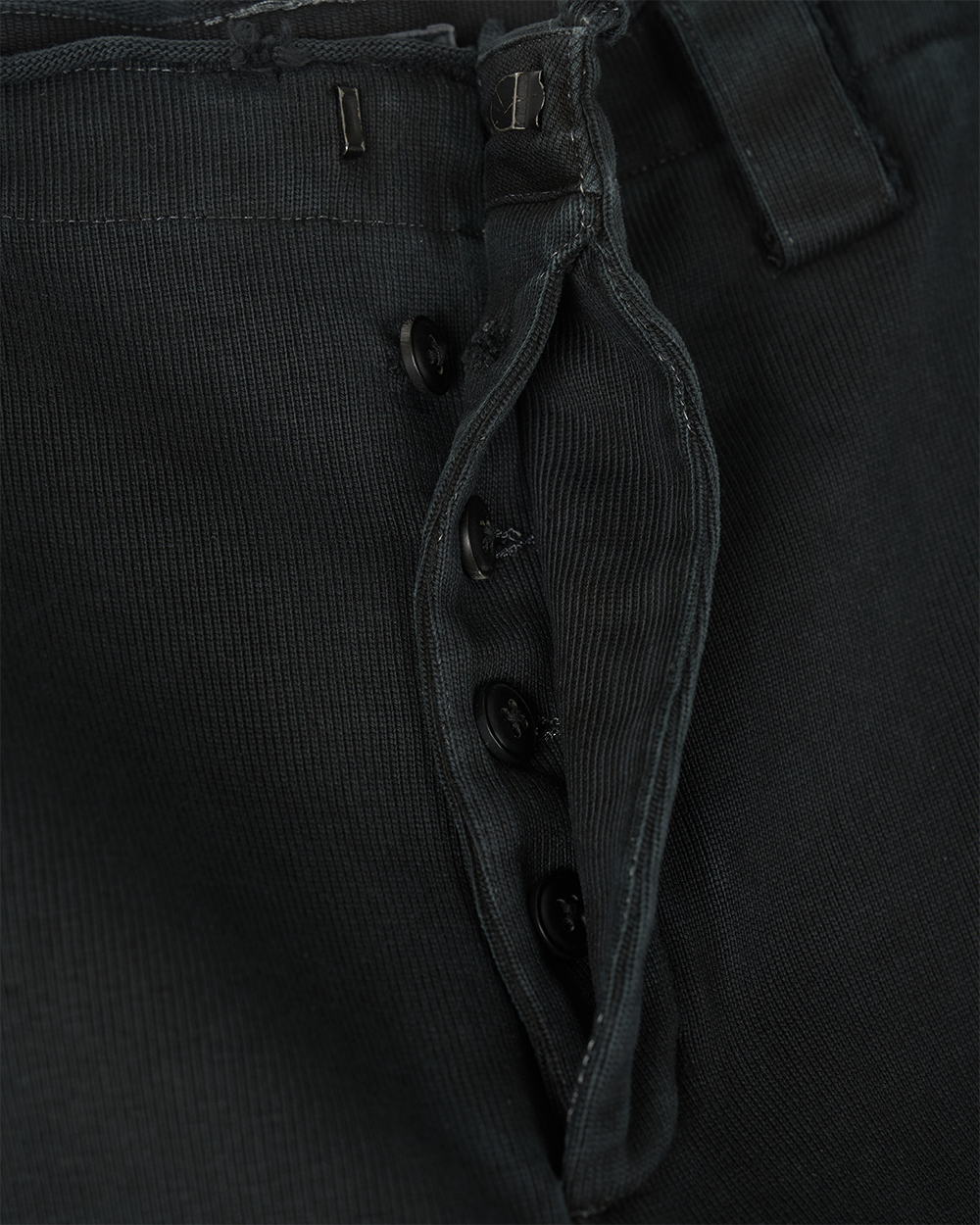 선데이세레머니 피그먼트 다이드 슬럽 컷 오프 팬츠 - 블랙(Sunday Ceremony Pigment Dyed Slub Cut-Off Pants - Black) - 4