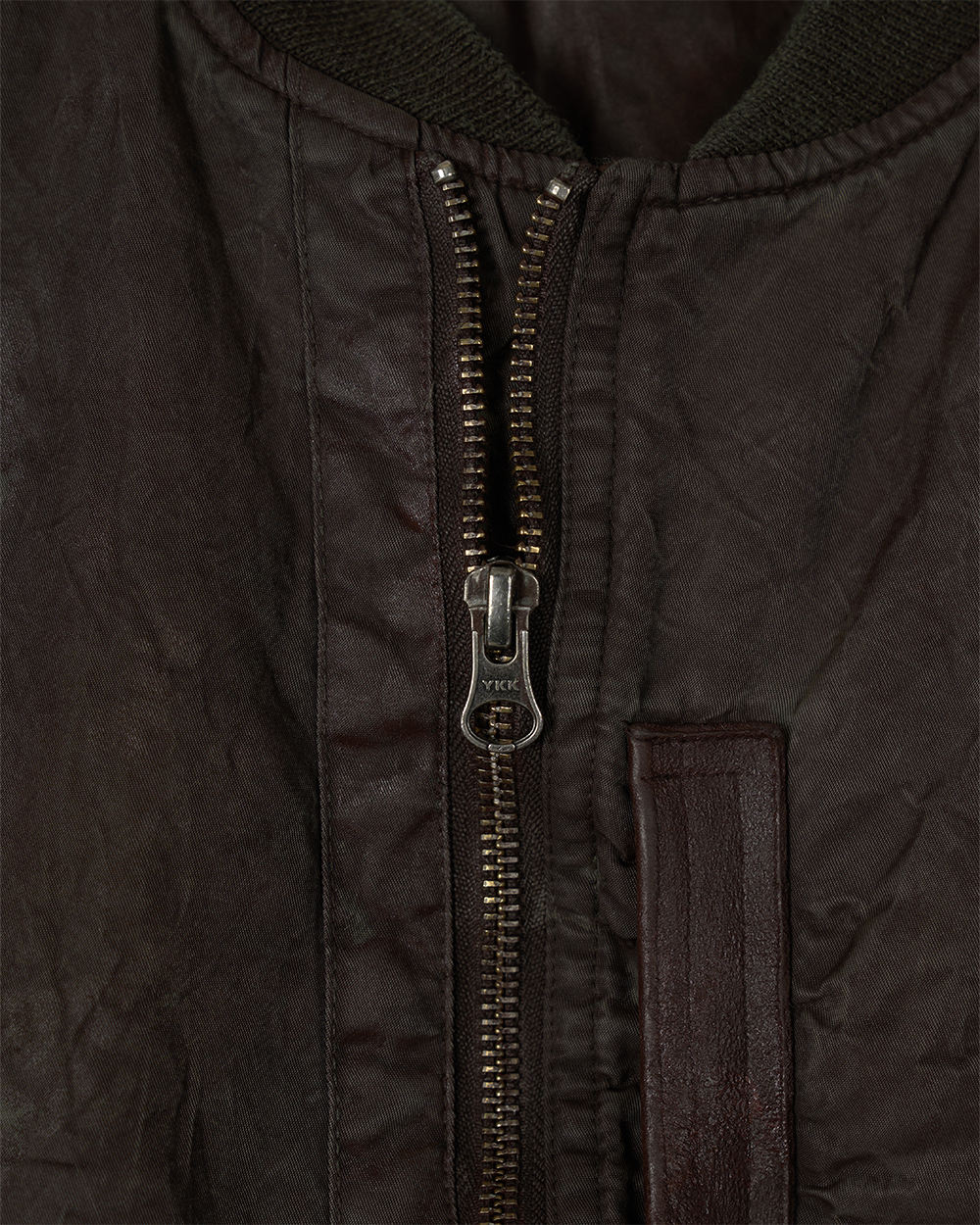 선데이세레머니 머드 다이드 B-15B 플라이트 자켓 - 카키(Sunday Ceremony Mud Dyed B-15B Flight Jacket - Khaki) - 3