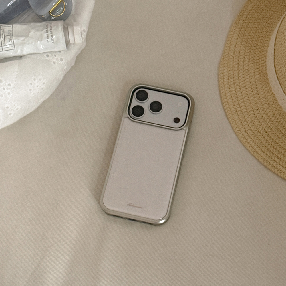 메이드모먼 밀크 블라썸 디자인 실버 맥세이프 범퍼케이스(Mademoment milk blossomDesign Silver MagSafe Bumper Case) - 3