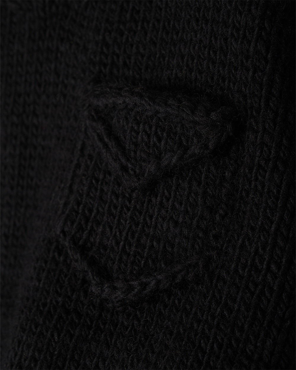 선데이세레머니 울 핸드 니트 브이넥 풀오버 - 블랙(Sunday Ceremony Wool Hand Knit V-Neck Pullover - Black) - 3