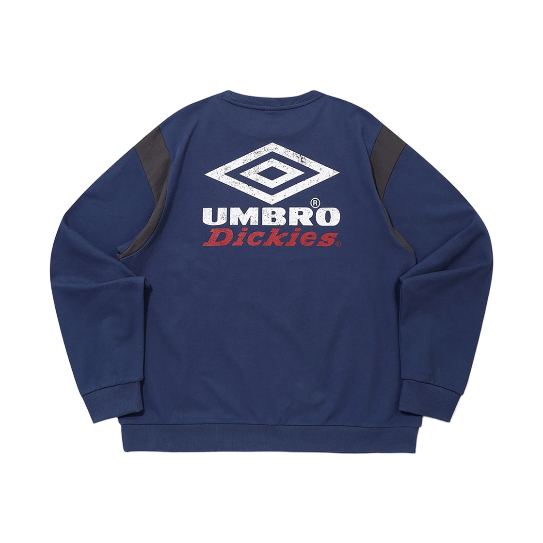 엄브로 x 디키즈 x 수원 삼성 블루윙즈 블록코어 아카이브 그래픽 맨투맨 블루(Umbro x Dickies x Suwon Samsung Bluewings Blokecore Archive Graphic Sweatshirt Blue)