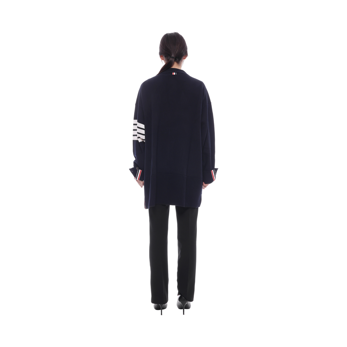 [15% 쿠폰] (W) 톰브라운 파인 메리노 울 사선 이그재저레이트 핏 브이넥 가디건 네이비([15% 쿠폰] (W) Thom Browne Fine Merino Wool 4-Bar Exaggerated Fit V-Neck Cardigan Navy) - 5