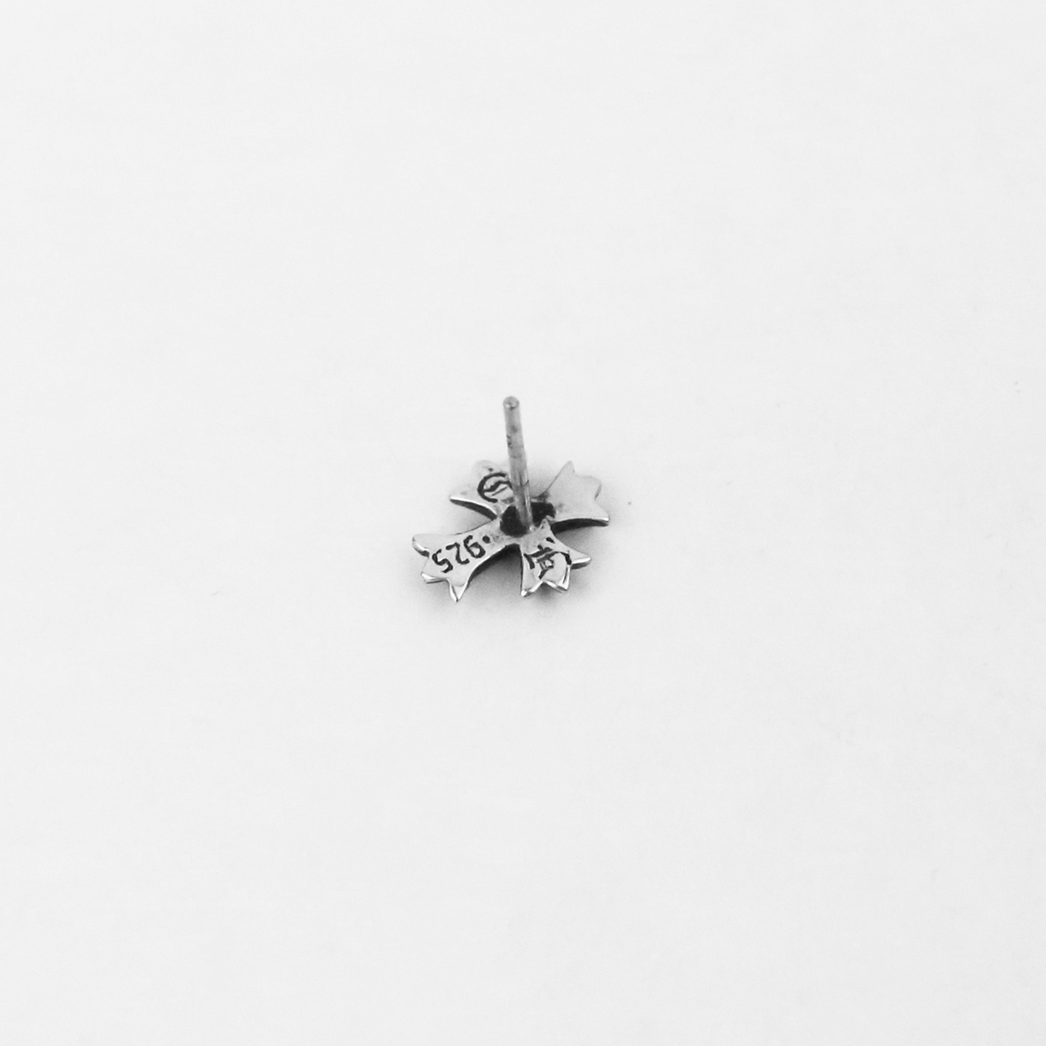 한스룸 크롬하츠 No2 크로스 스터드 이어링 다이아(Hansroom Chrome Hearts No2 Cross Stud Earring Diamond) - 4