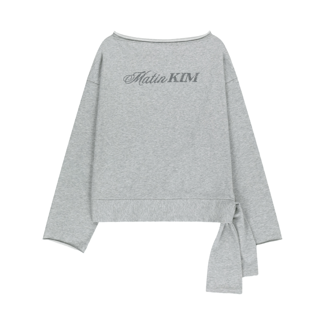 마뗑킴 백 로고 로우 컷 보트넥 탑 그레이(Matin Kim Back Logo Raw Cut Boat Neck Top In Grey) - 2