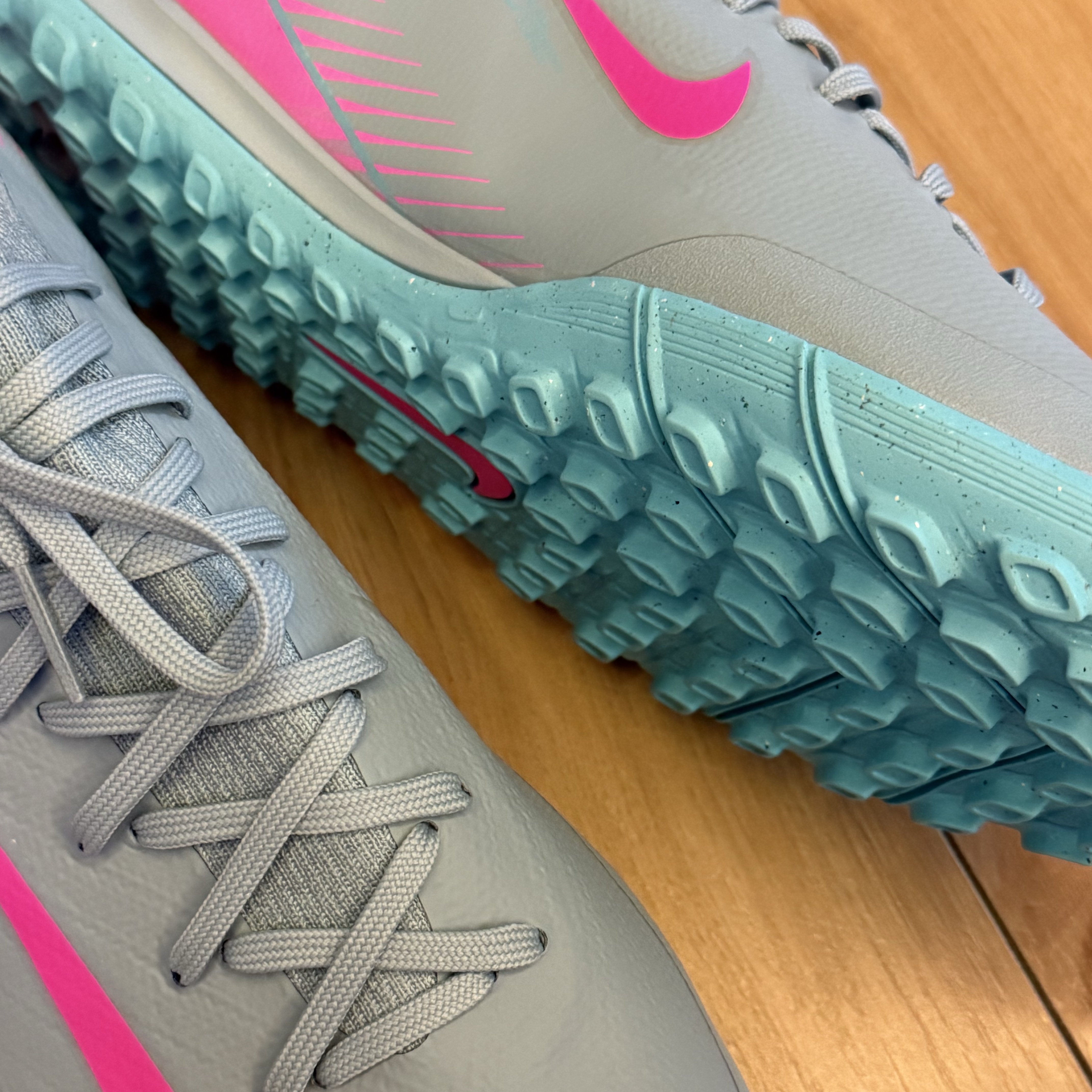 Nike Zoom Mercurial Vapor 16 Pro TF Ocean Cube Pink Blast 착용 스타일 - 4