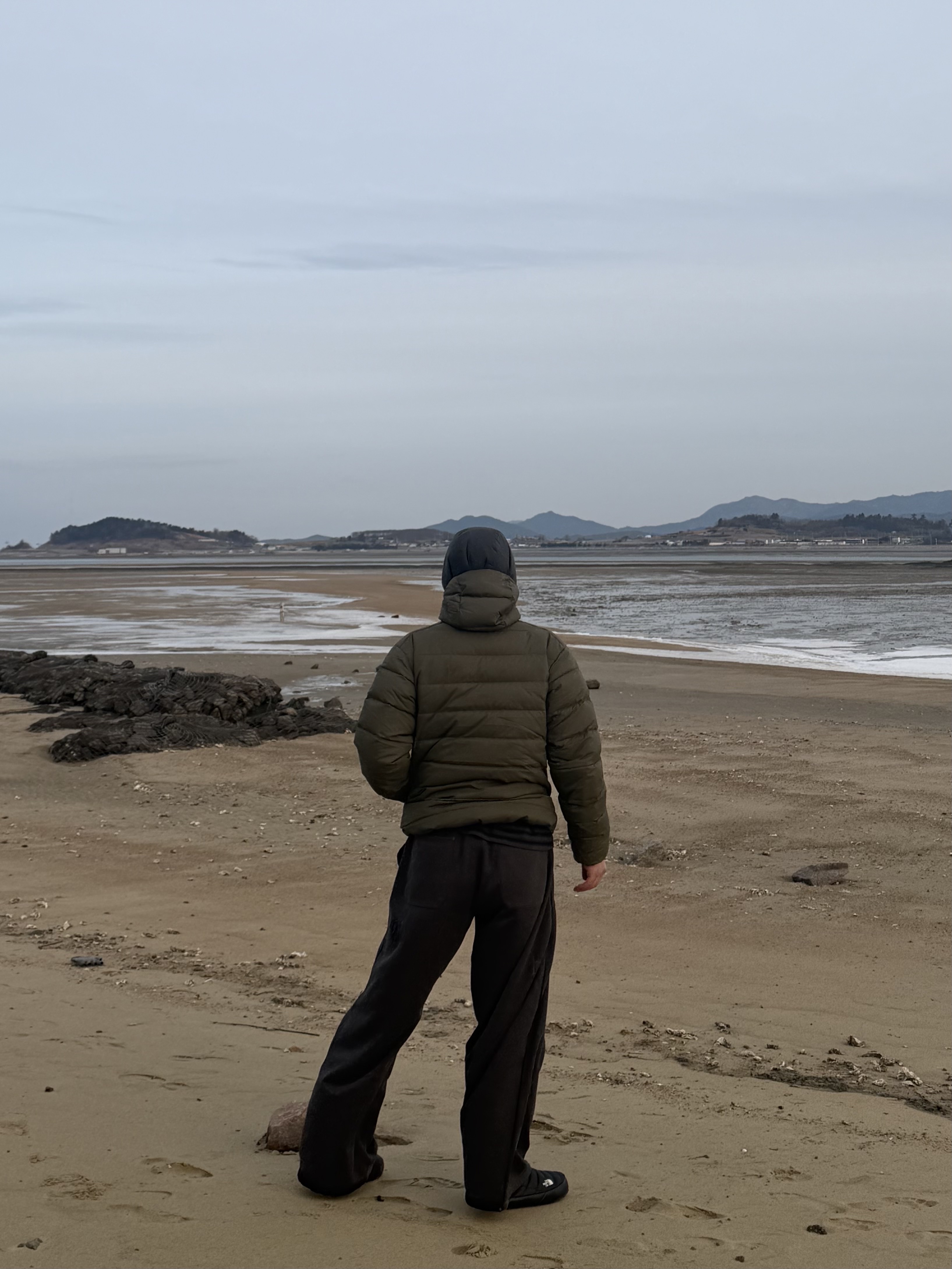 Arc'teryx Atom LT Hoody Glitch, Arc'teryx Thorium Hoody Tatsu 착용 스타일 - 2