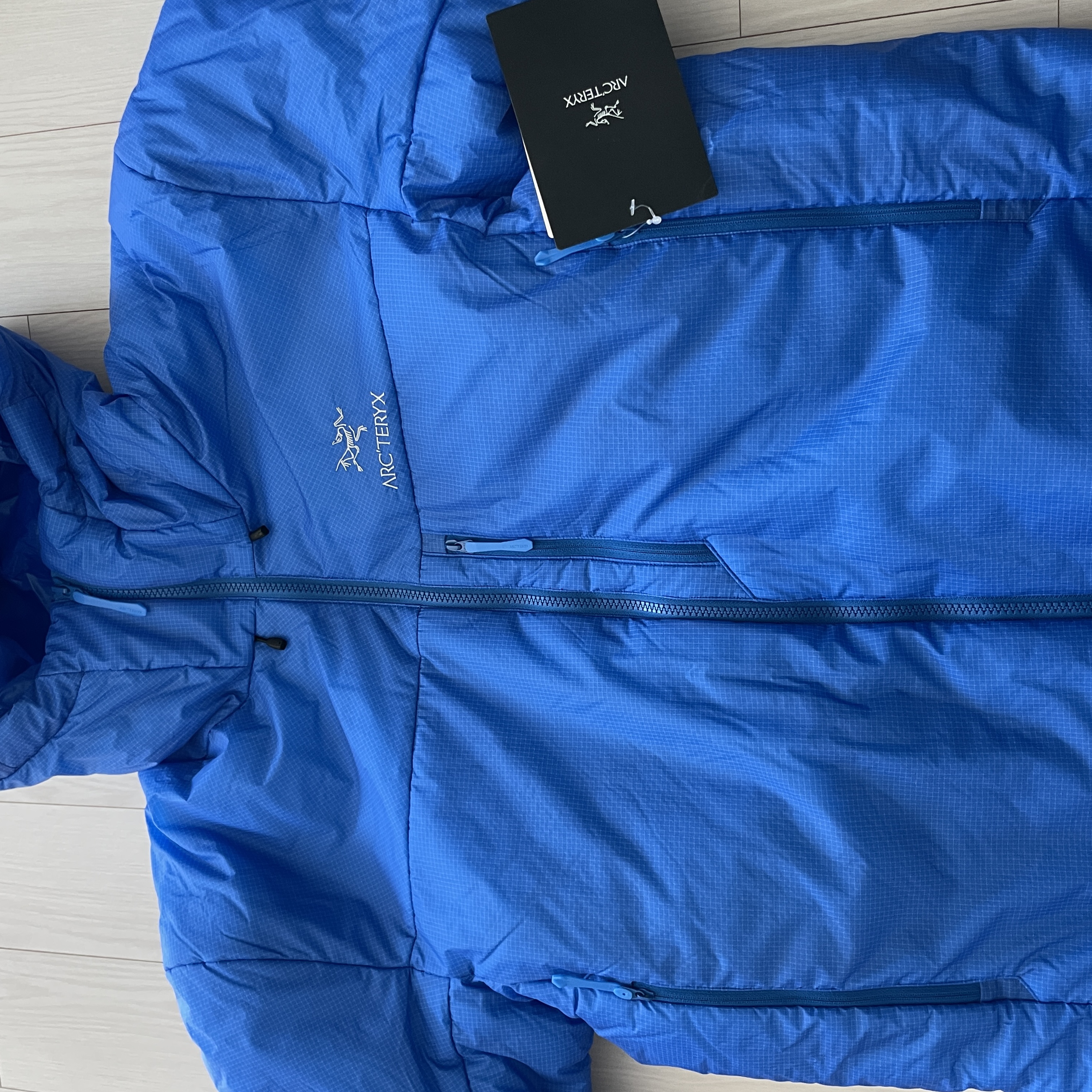 Arc'teryx Nuclei SV Parka  LT Vitality 착용 스타일