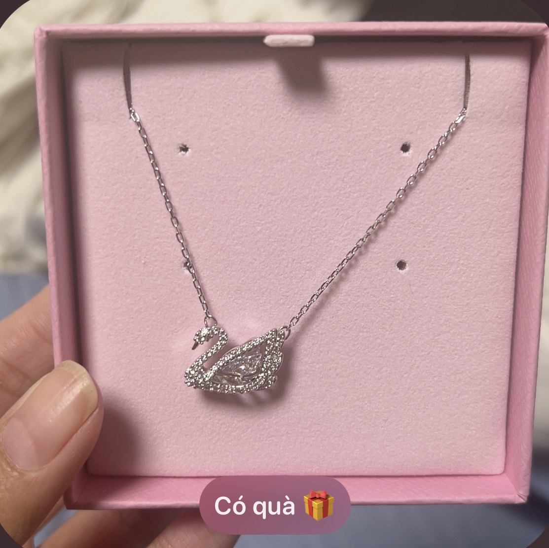 (W) Swarovski Dancing Swan Necklace White Rhodium Plated 착용 스타일