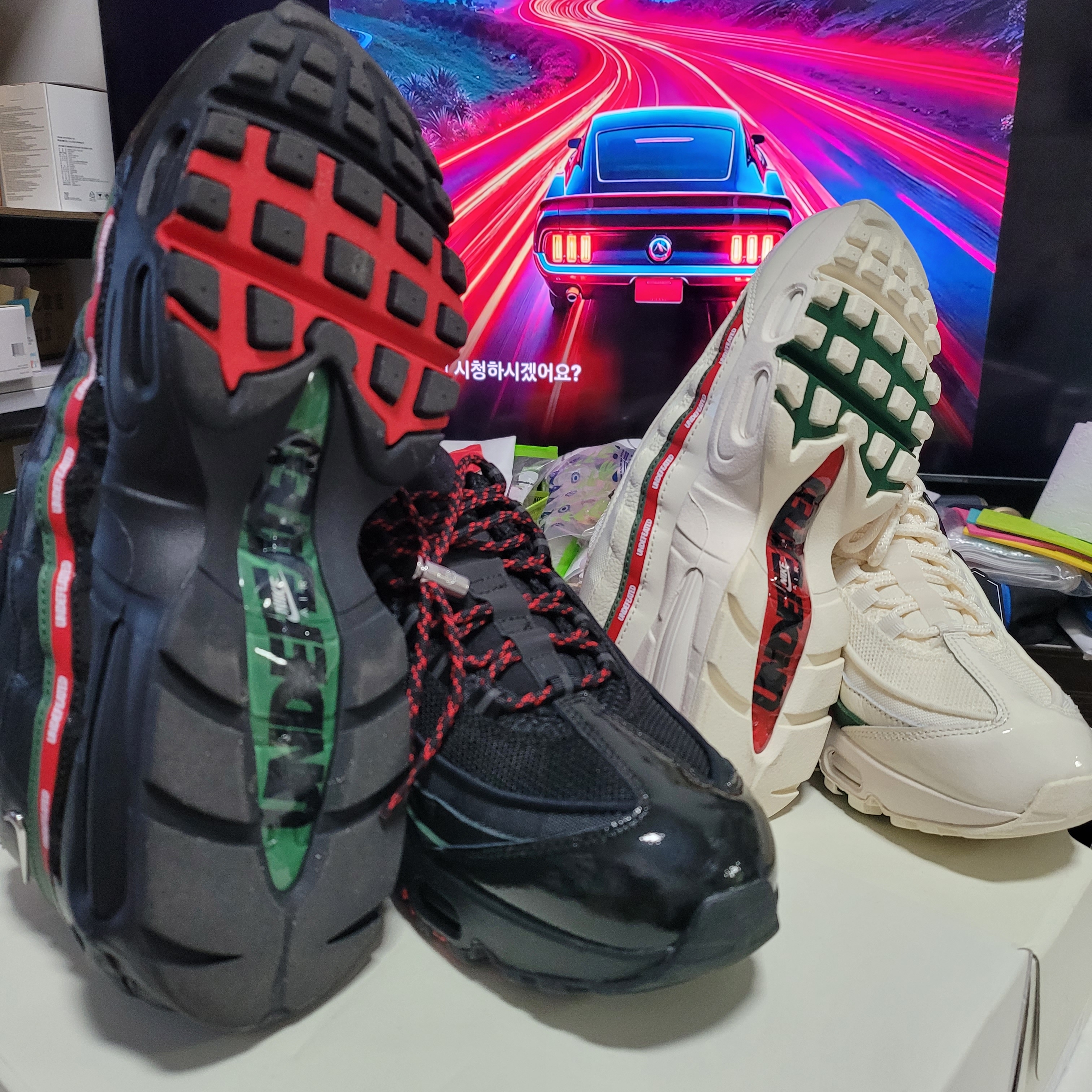Nike x Undefeated Air Max 95 SP Black 착용 스타일 - 4