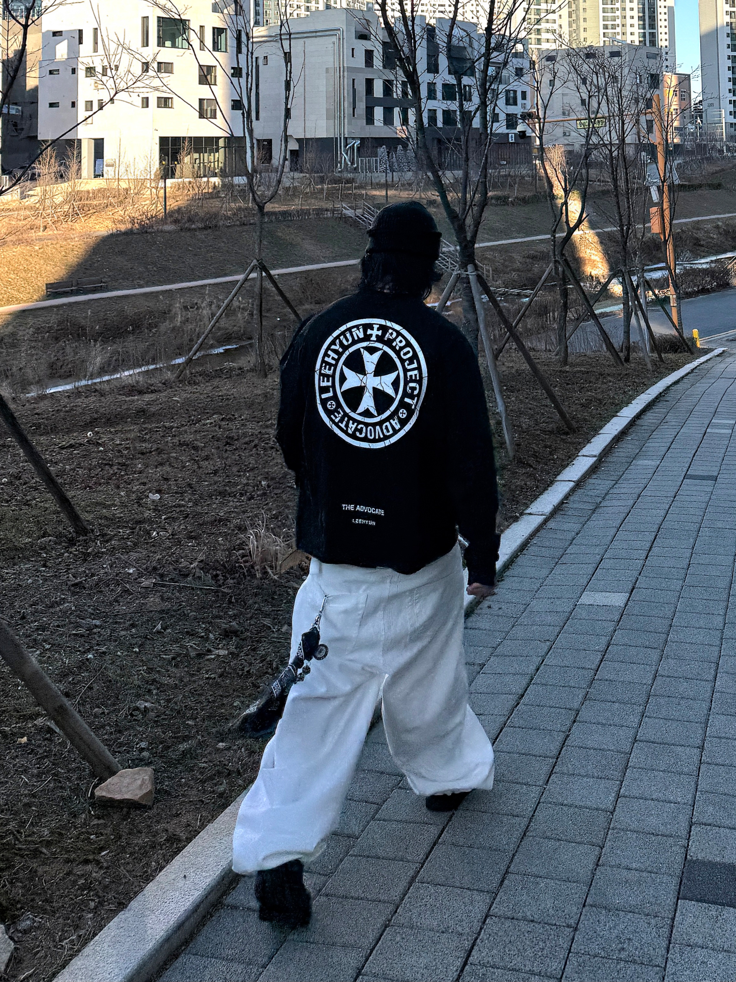 Nike ACG Lava Flow Therma-Fit ADV Jacket Black Summit White - Asia, Supreme Overdyed Beanie Black 착용 스타일 - 8