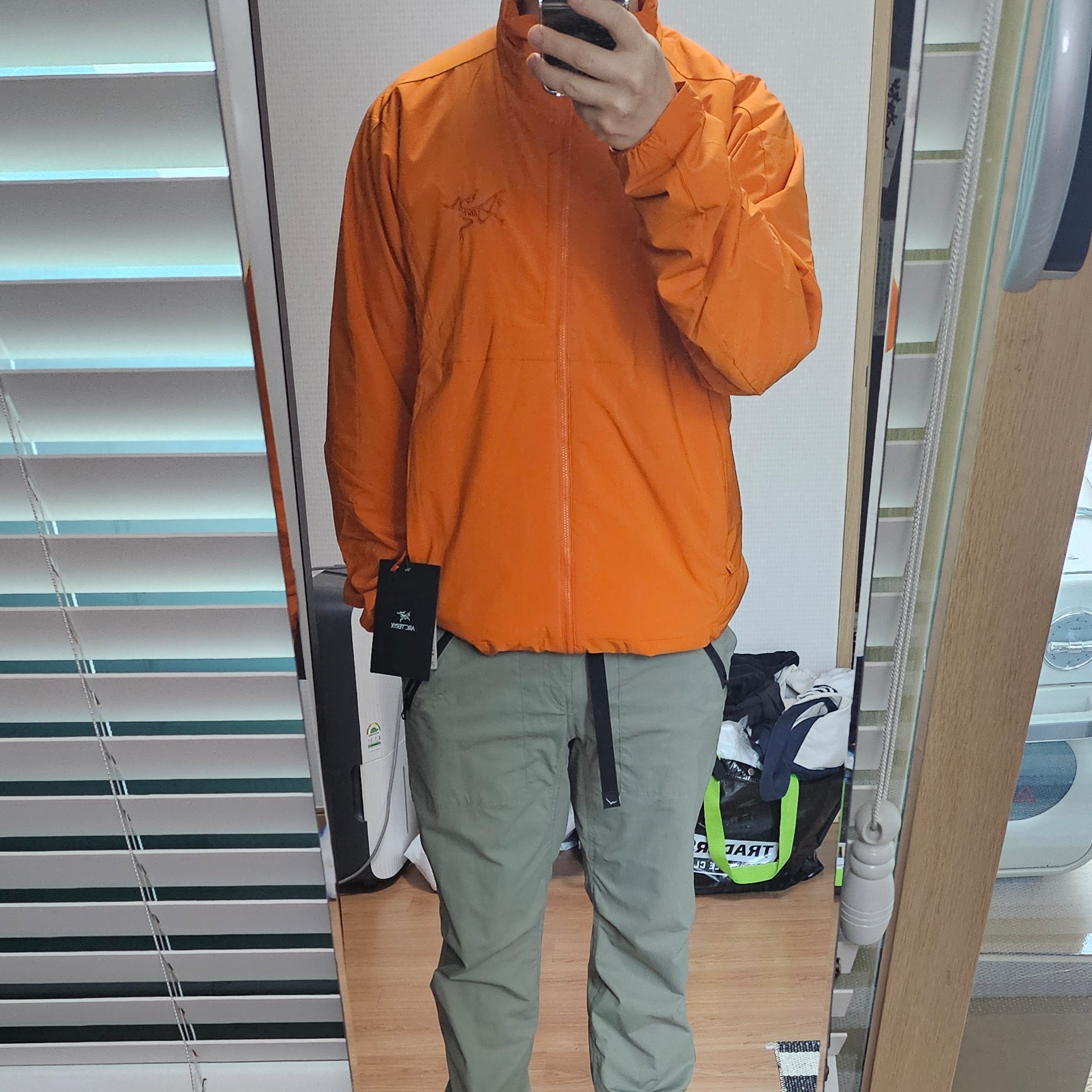 Arc'teryx Allium Insulated Jacket Copper Sky 착용 스타일 - 1