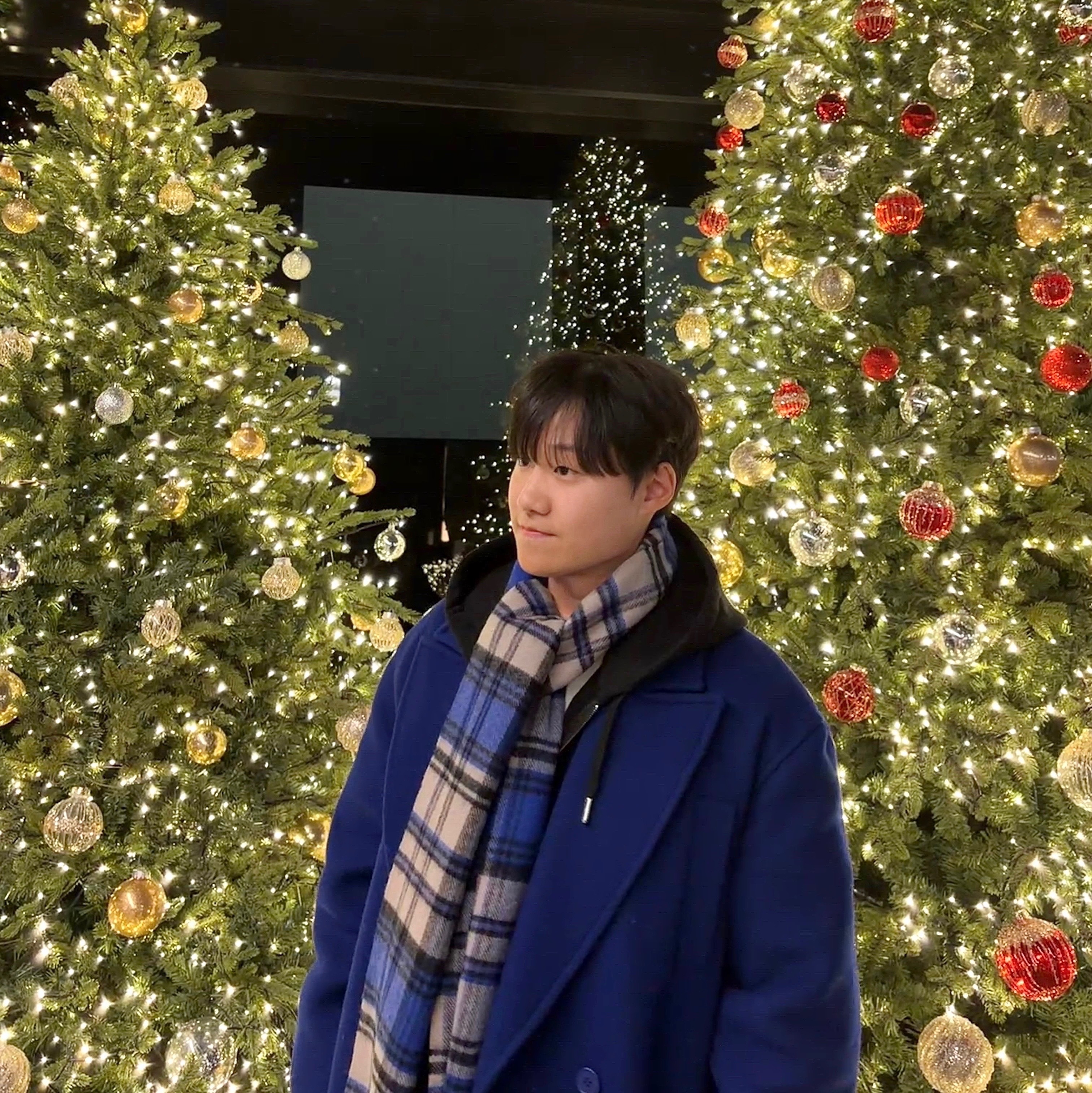 Ader Error Revint Plaid Muffler Z-Blue 착용 스타일 - 1