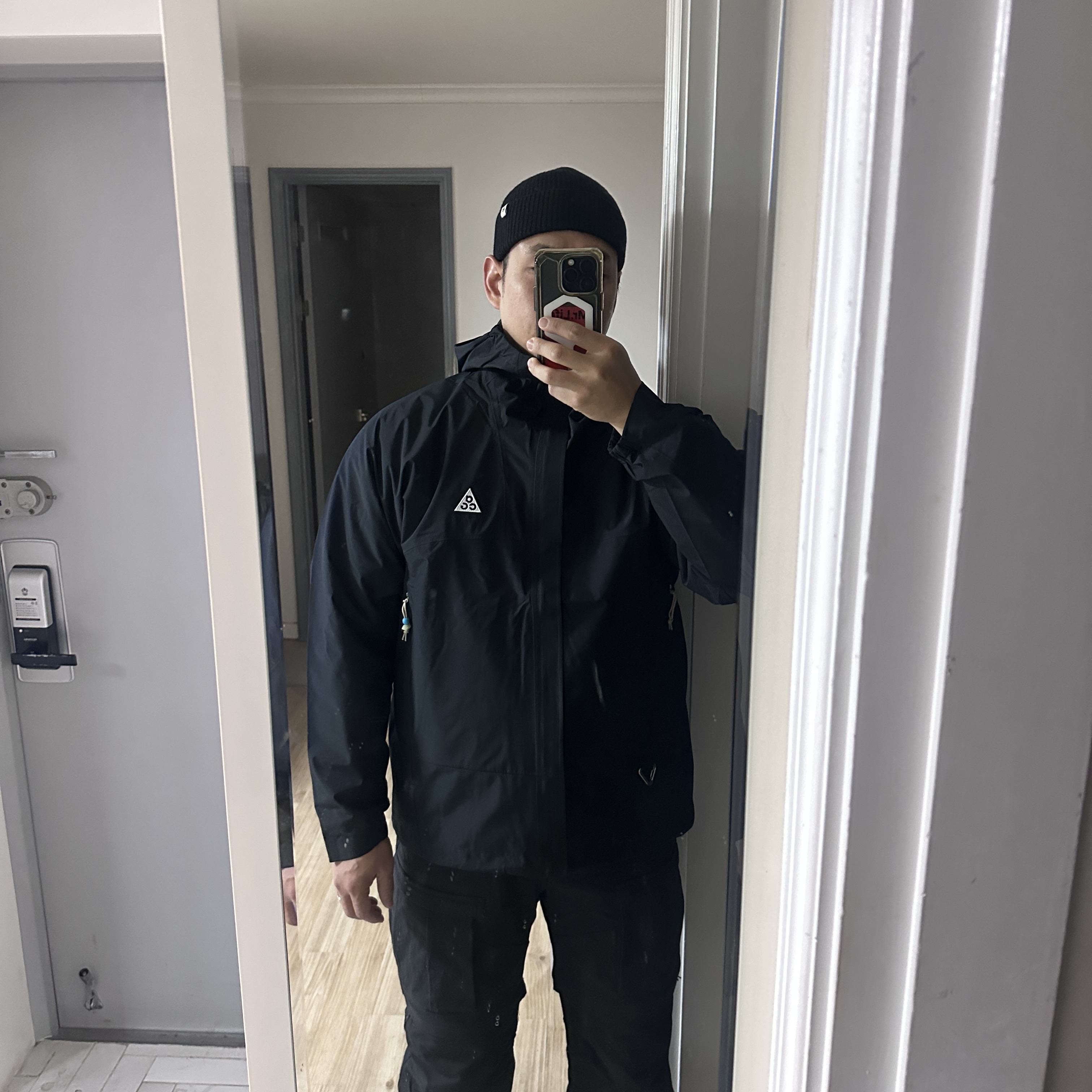 Nike ACG Storm-Fit ADV Cascade Rains Full Zip Jacket Black - Asia, Nike ACG Smith Summit Cargo Pants Black Anthracite - Asia 착용 스타일