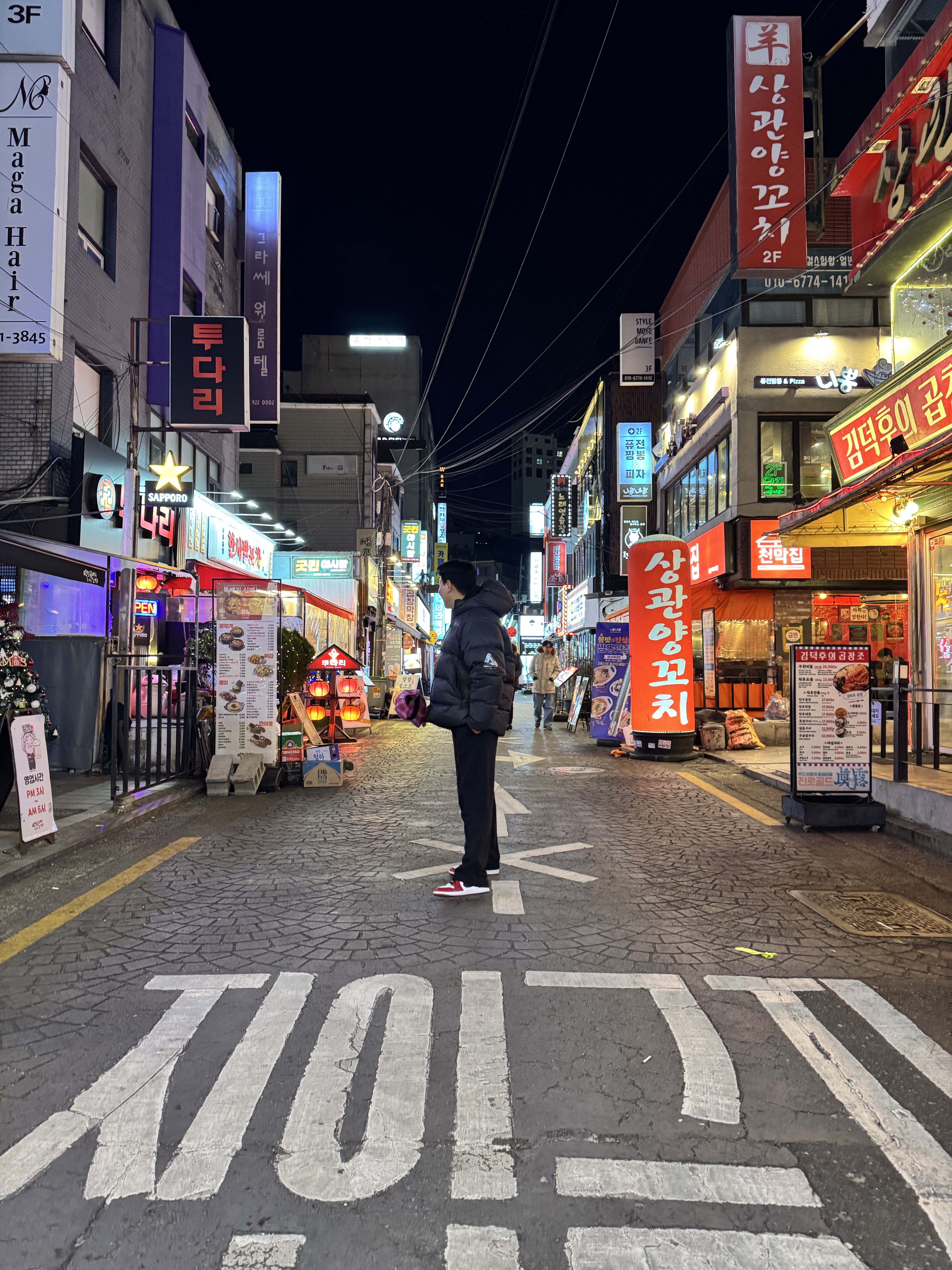 Palace Pertex Quantum RS Puffa Black - 25FW, Jordan 1 Retro Low OG Chicago 착용 스타일 - 5