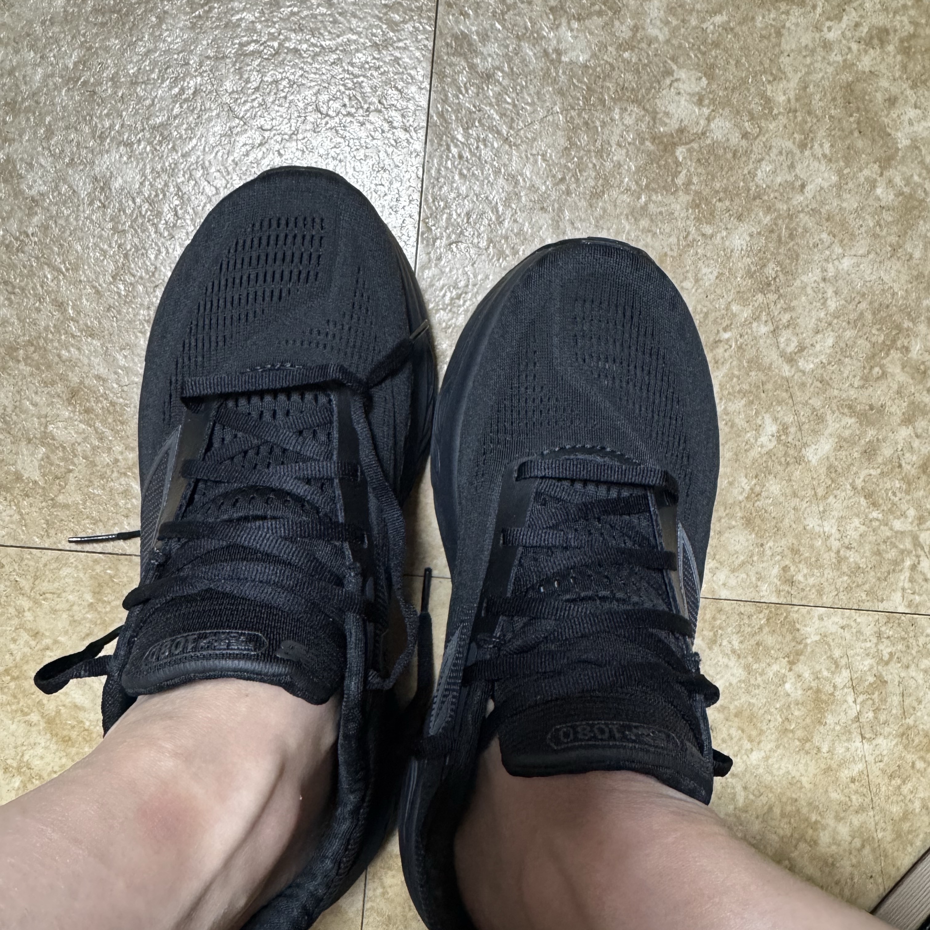 New Balance Fresh Foam X 1080v14 Black Black Metallic - 2E Wide 착용 스타일