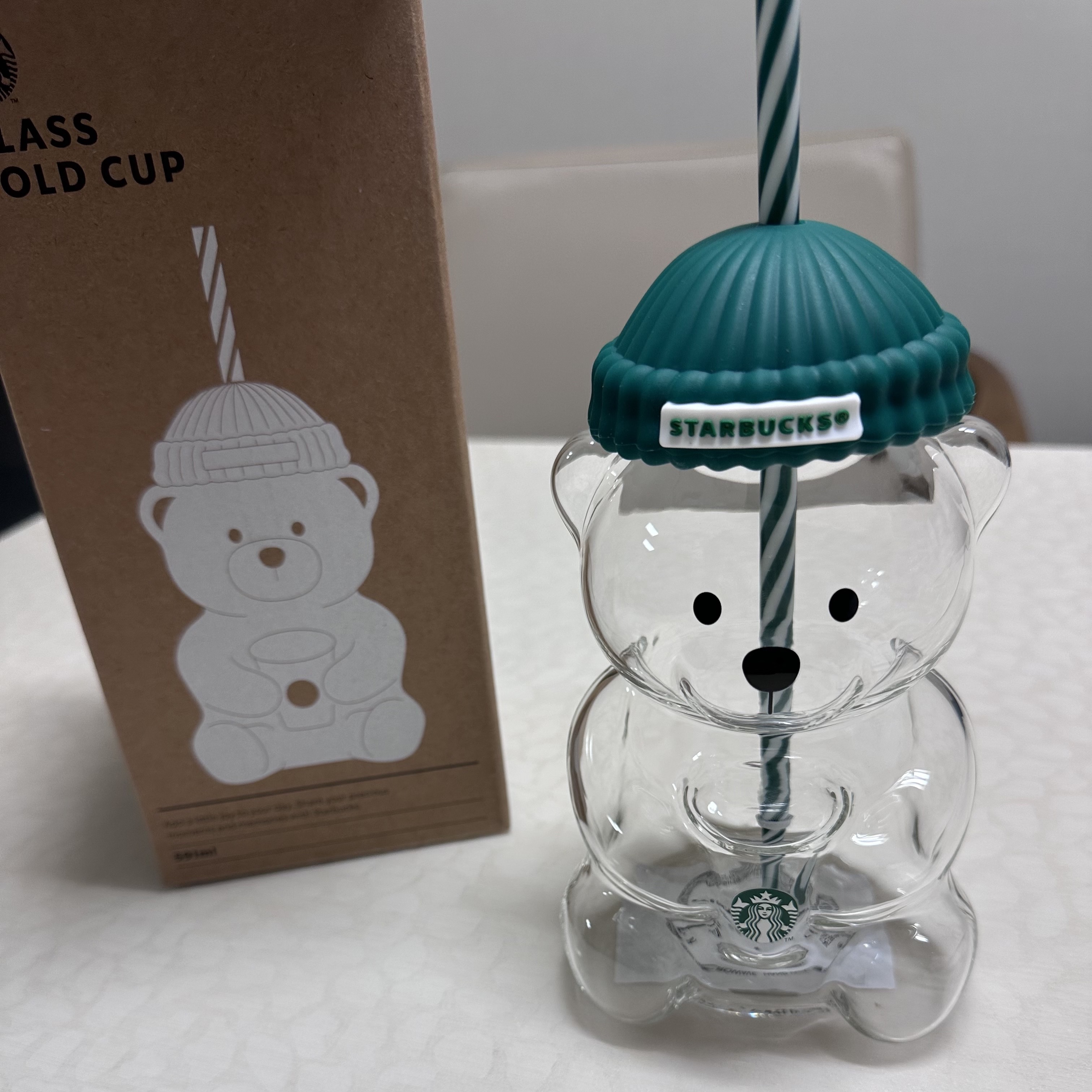 Starbucks Autumn Bearista Glass Cold Cup 591ml 착용 스타일