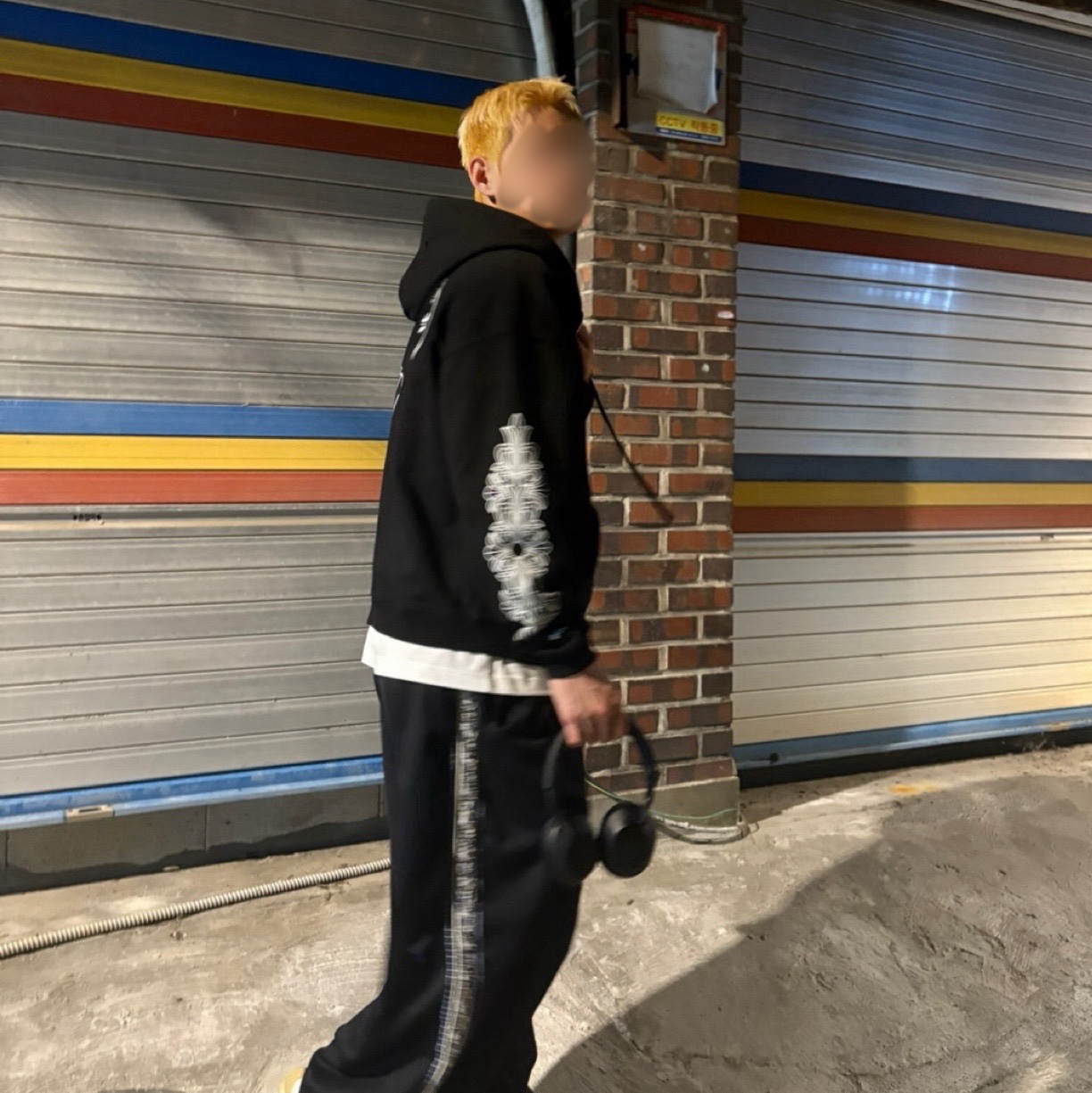 Chrome Hearts Horseshoe Floral Fleece Zip-Up Hoodie Black, Ader Error Lawn Trousers Noir 착용 스타일