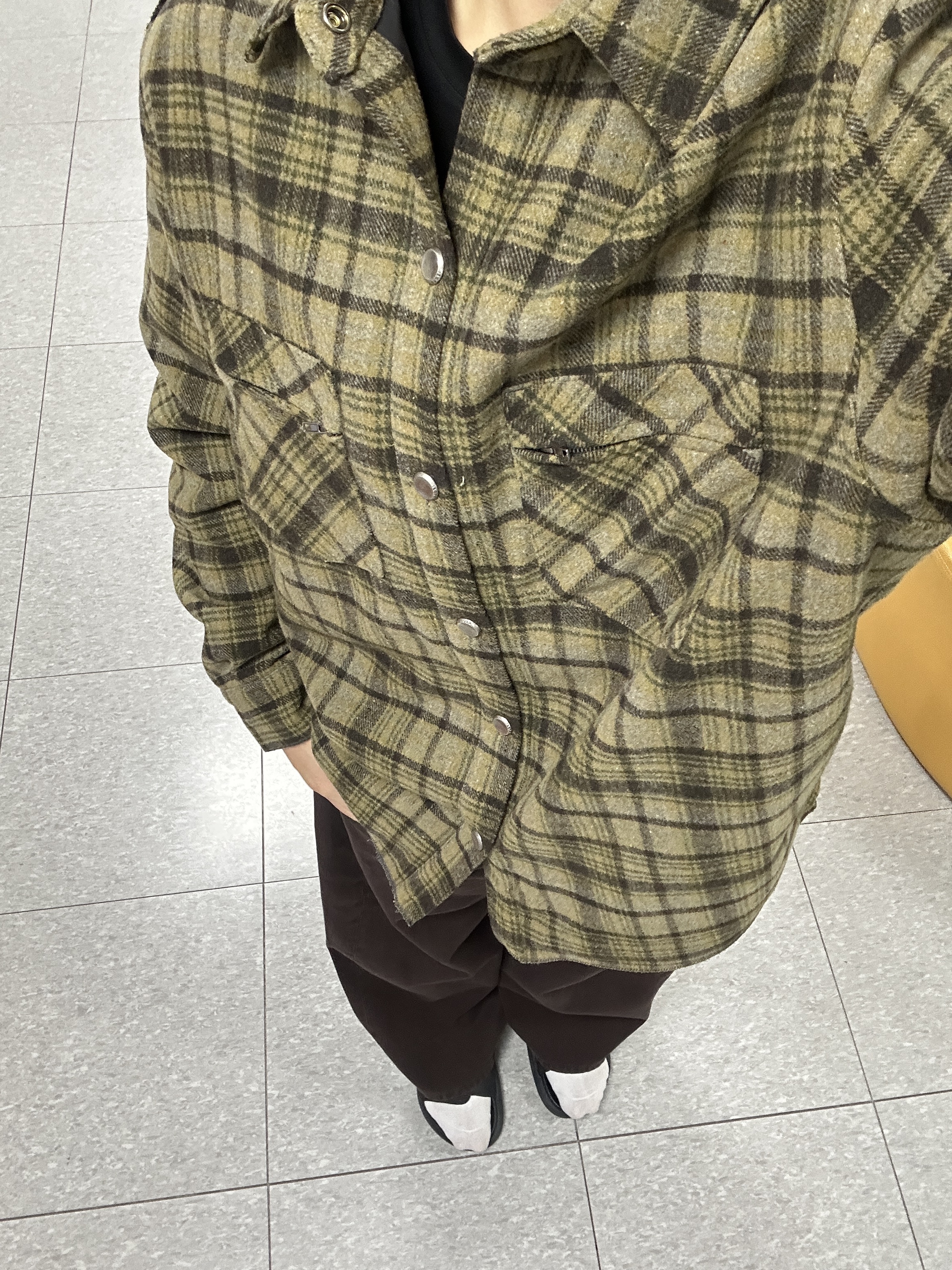ETCE Heavy Wool Quilting Jacket Green 착용 스타일