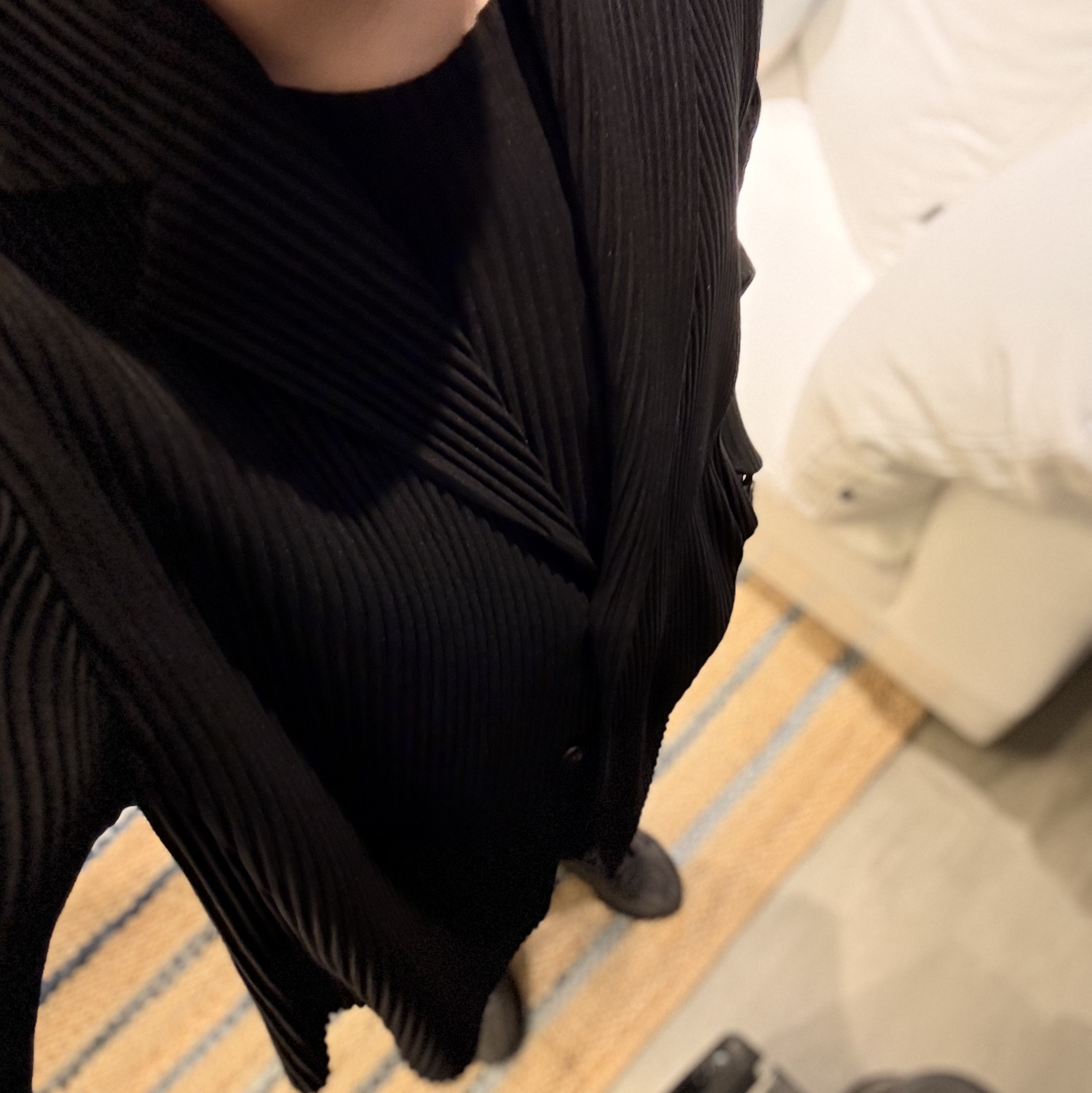 Homme Plisse Issey Miyake Straight Basics Pants Black, Homme Plisse Issey Miyake Basics Jacket Black 착용 스타일
