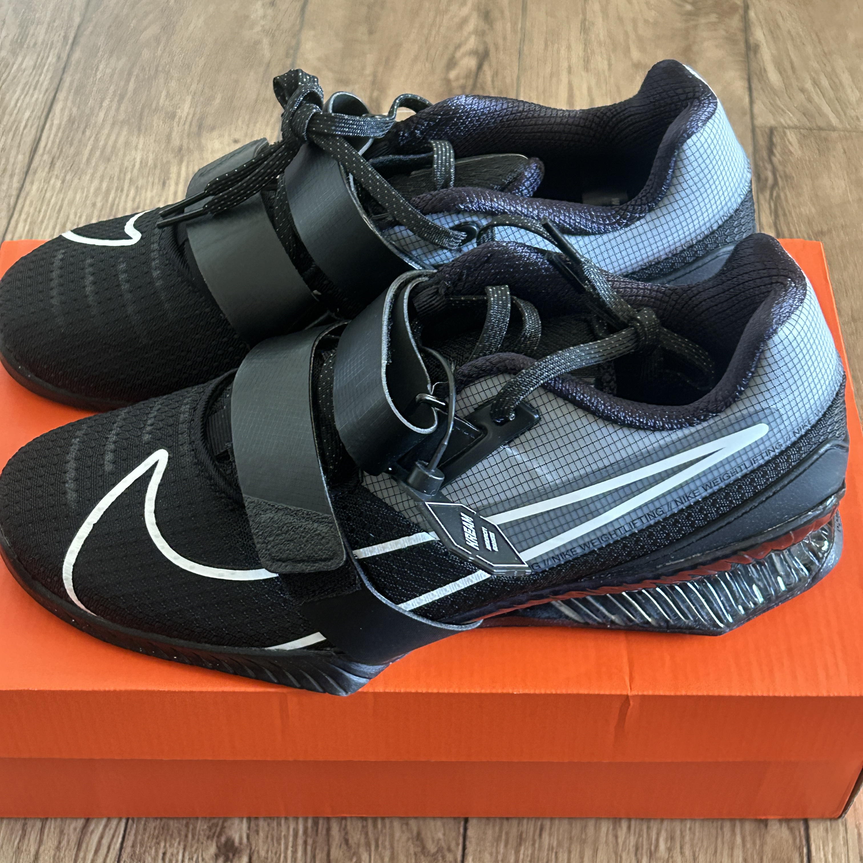 Nike Romaleos 4 Black White 착용 스타일
