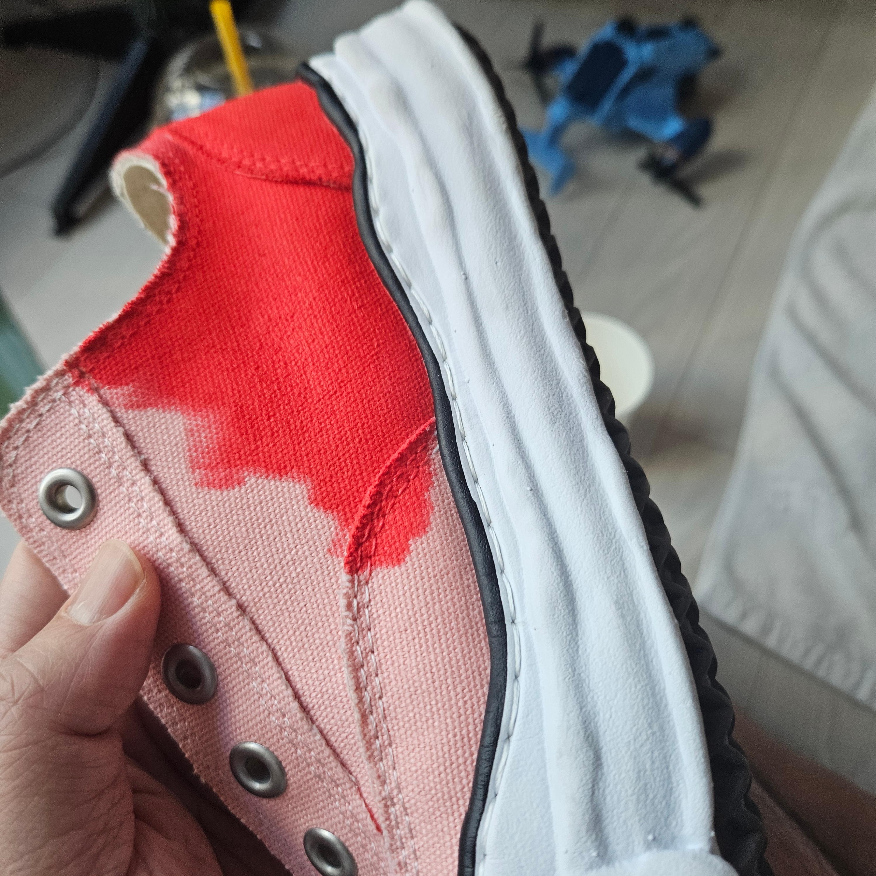 Maison Mihara Yasuhiro Peterson OG Sole Canvas Low Sneakers Pink 착용 스타일 - 2
