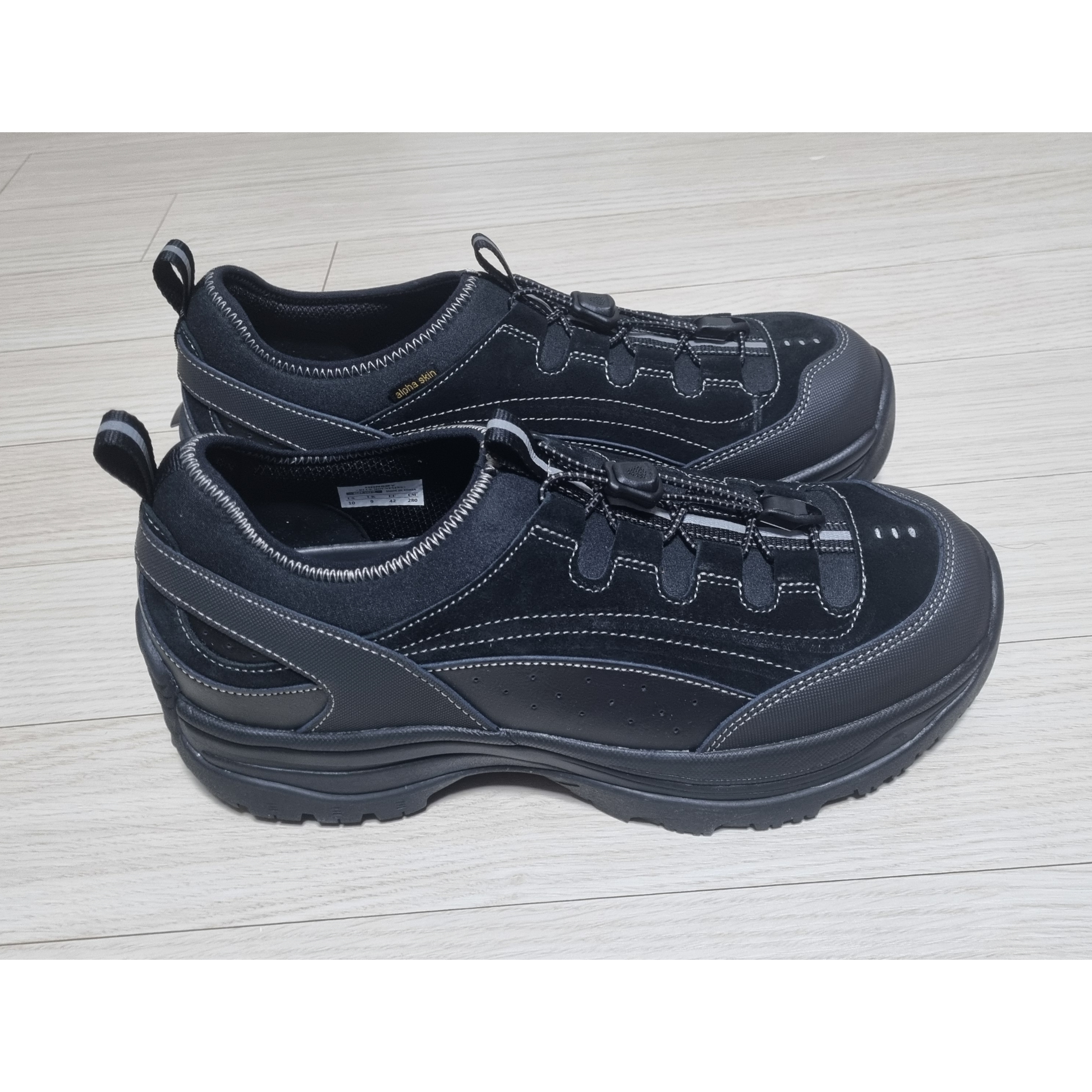 Honsby Blue Mountains Black 착용 스타일 - 1