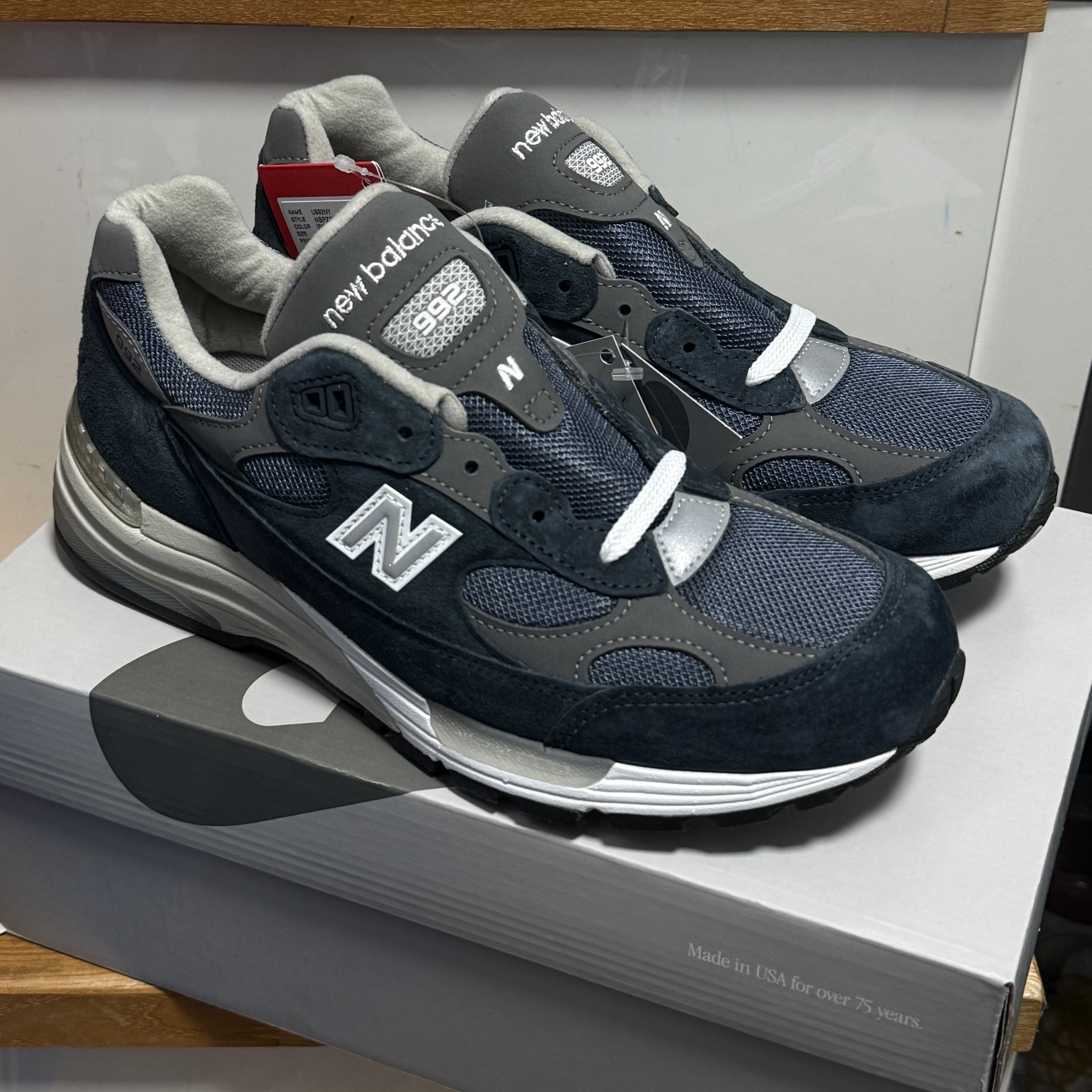 New Balance 992 Made in USA Core Navy 착용 스타일