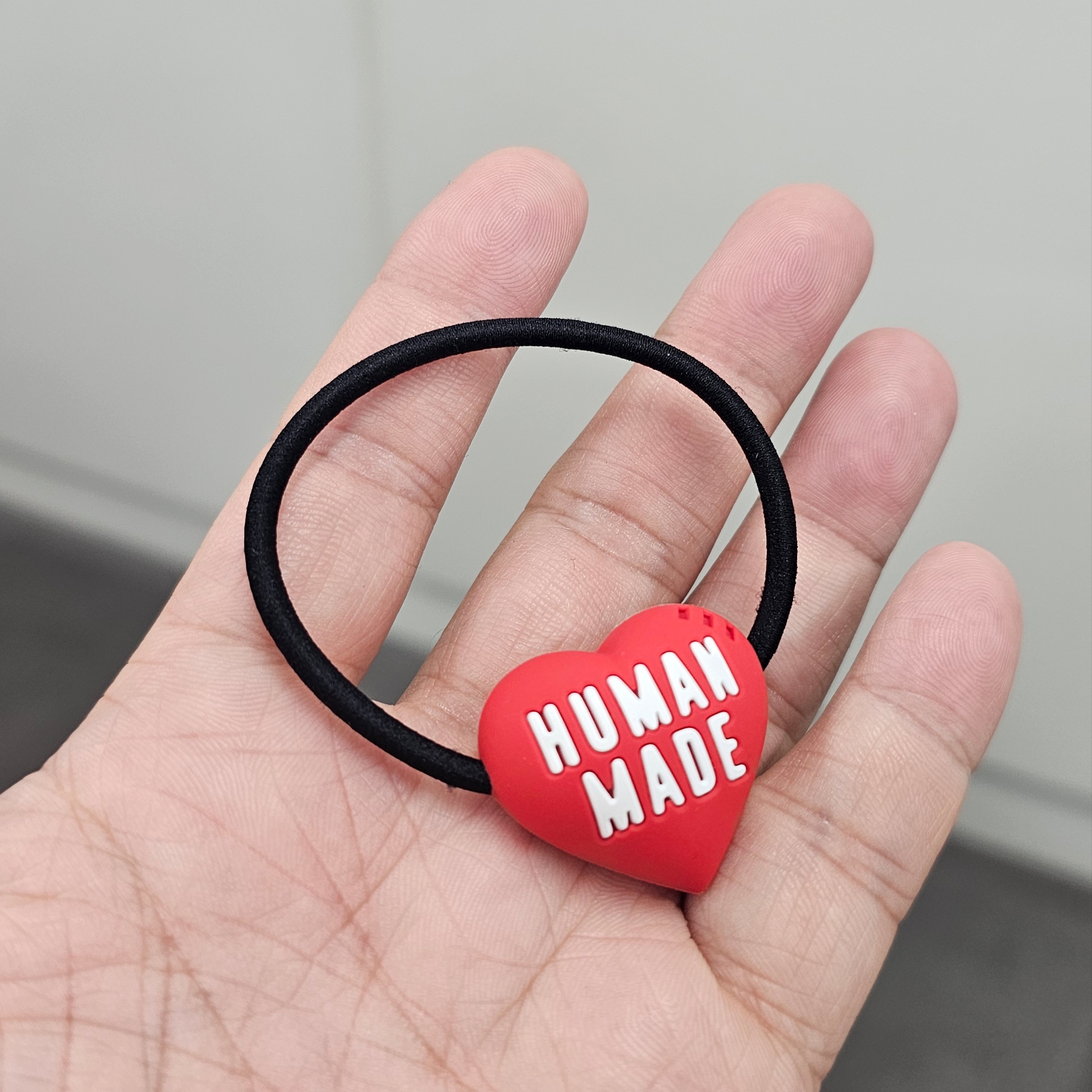 Human Made Heart Rubber Band Red 착용 스타일