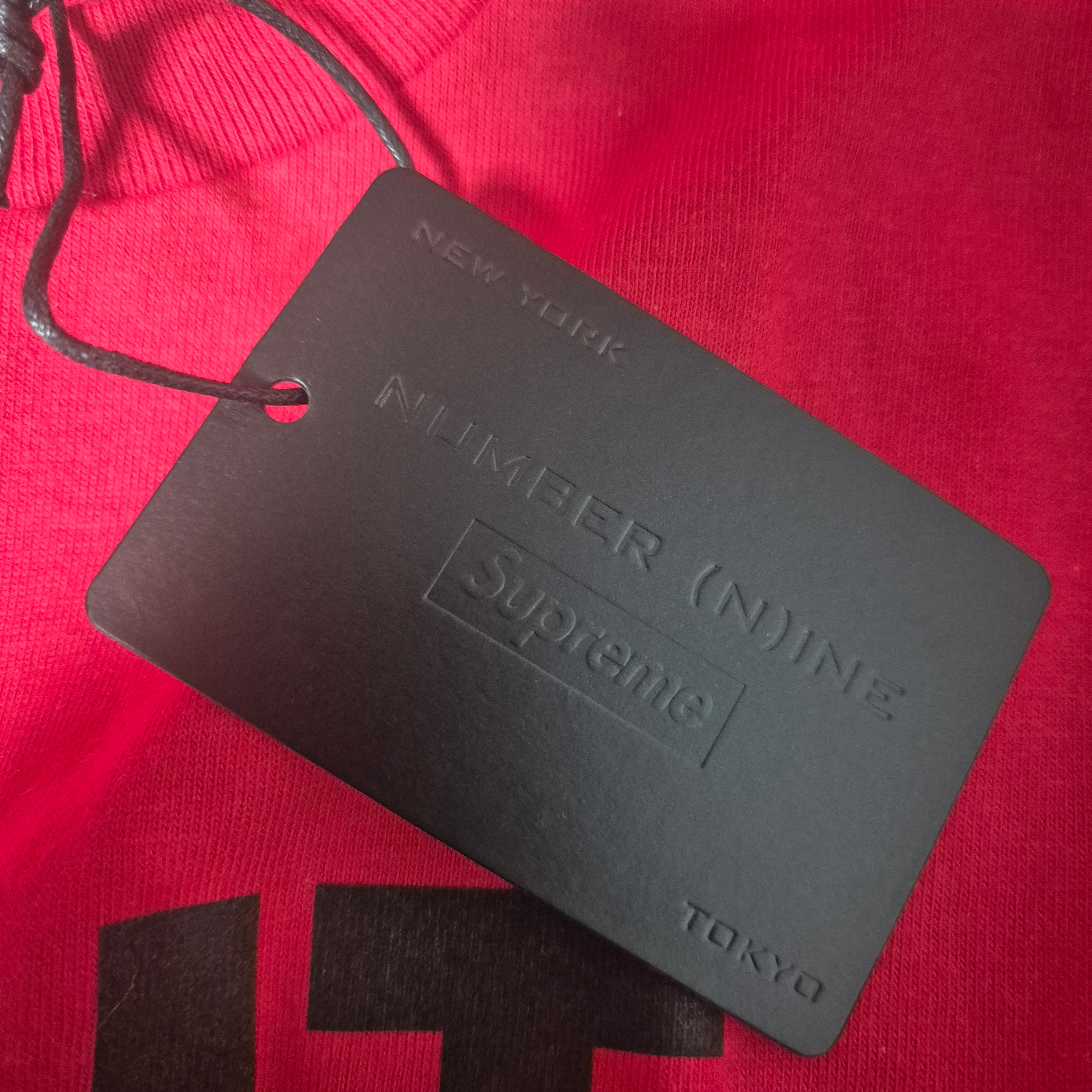 Supreme x Number (N)ine Shut Up Tee Red - 25FW 착용 스타일 - 3