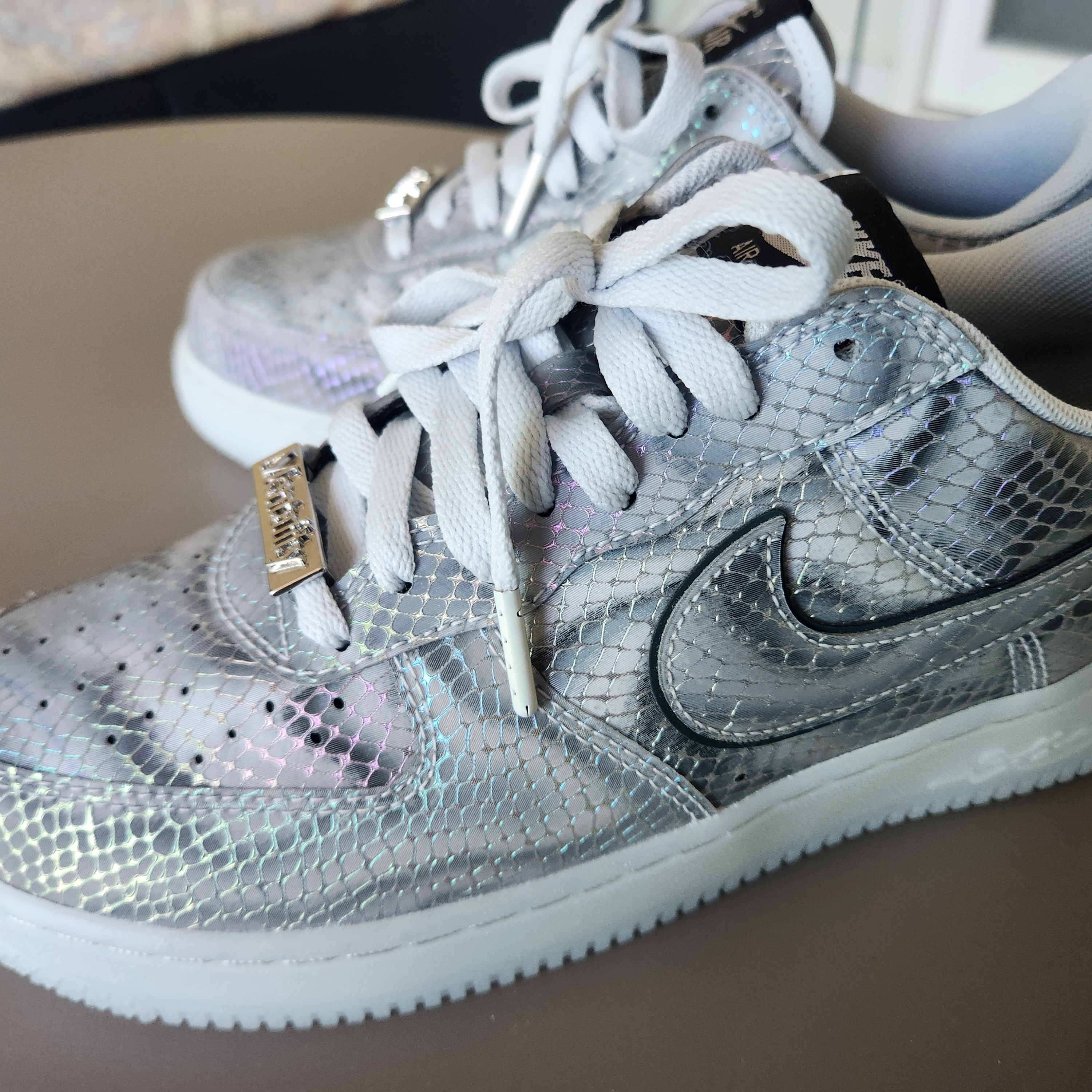 Nike x Kobe Bryant Air Force 1 Low Lenticular 착용 스타일