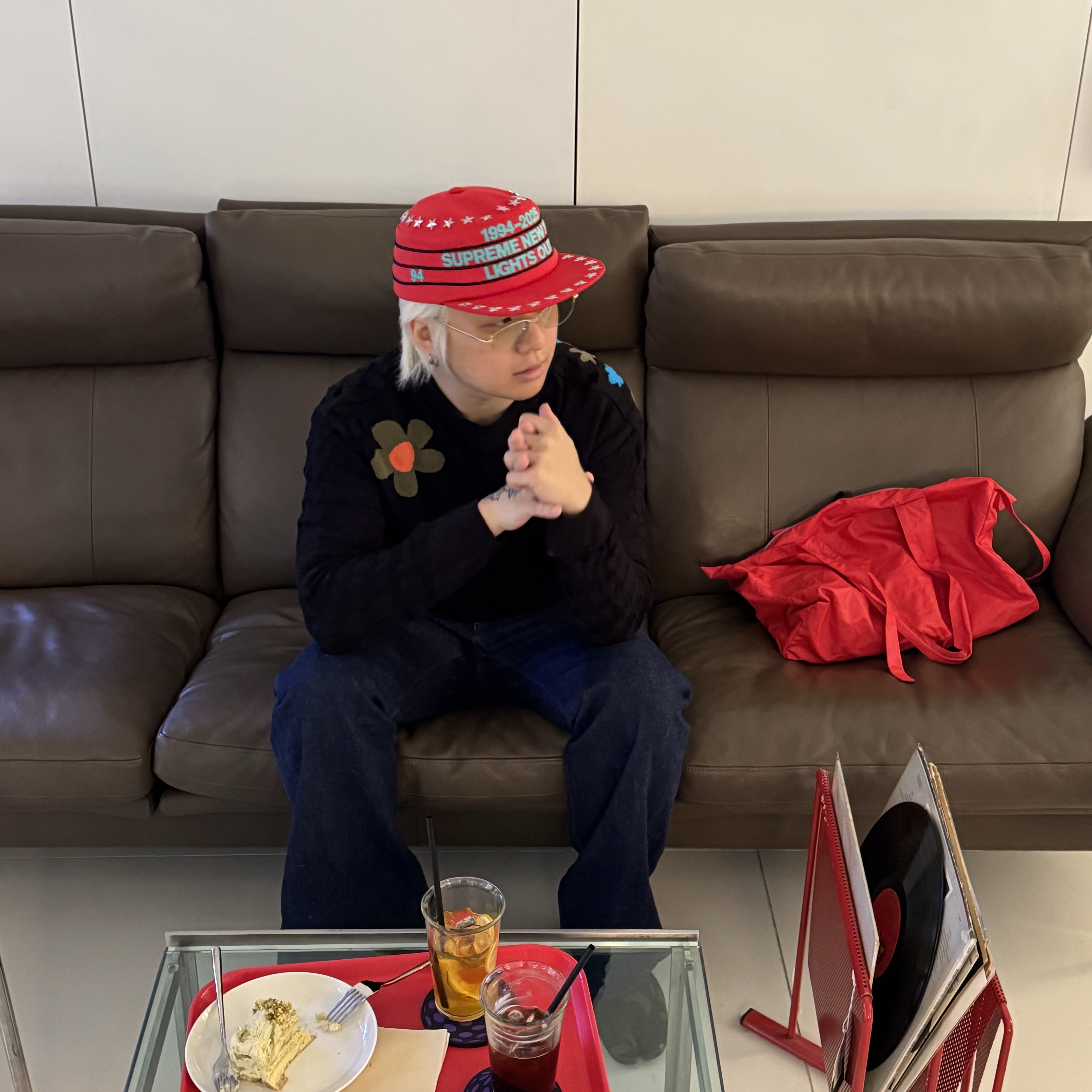 Supreme Stars Studded Pillbox Hat Red - 25FW 착용 스타일 - 2