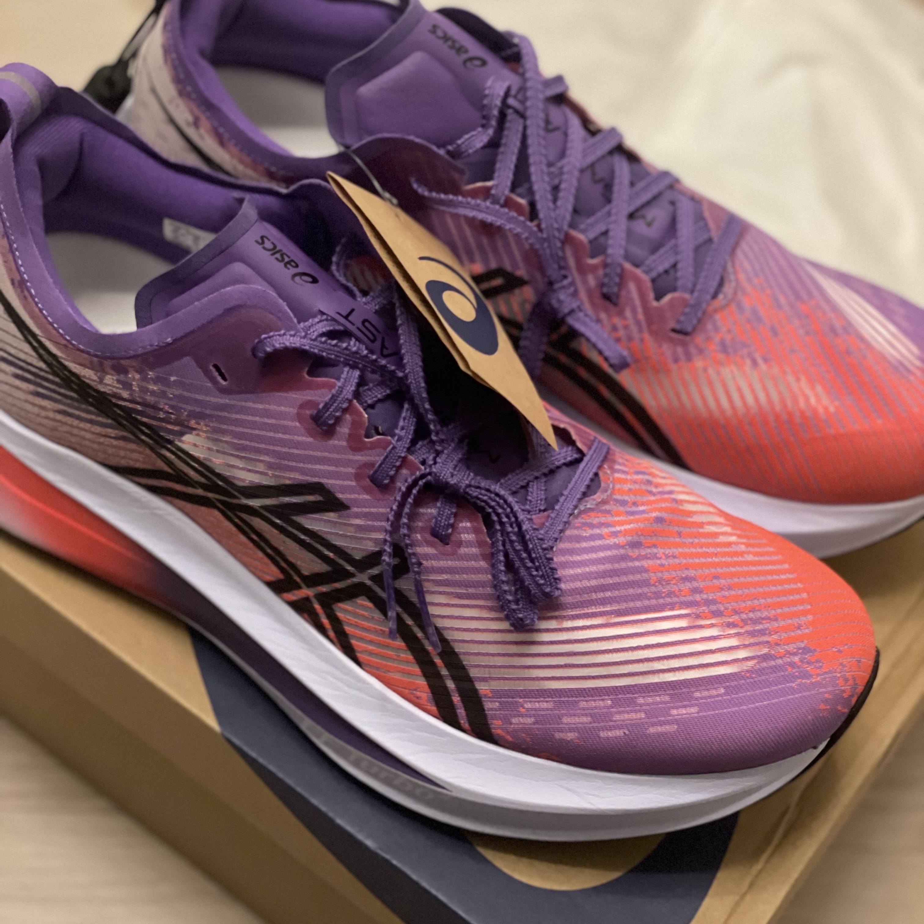 Asics Megablast Edo Purple Black 착용 스타일