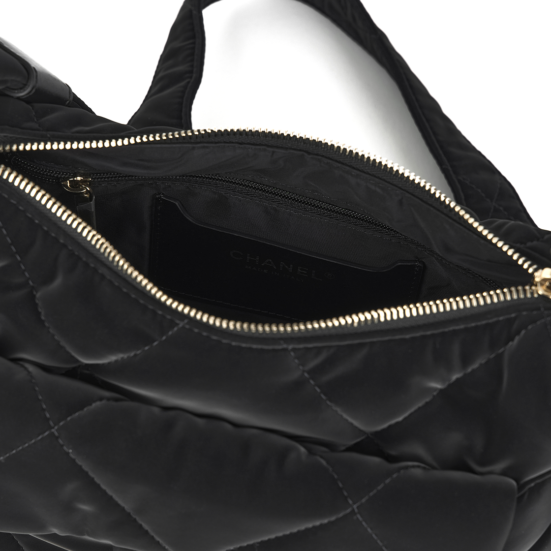 샤넬 라지 볼링백 벨벳 나일론 & 골드 메탈 블랙(Chanel Large Bowling Bag Velvet Effect Nylon & Gold Black) - 6
