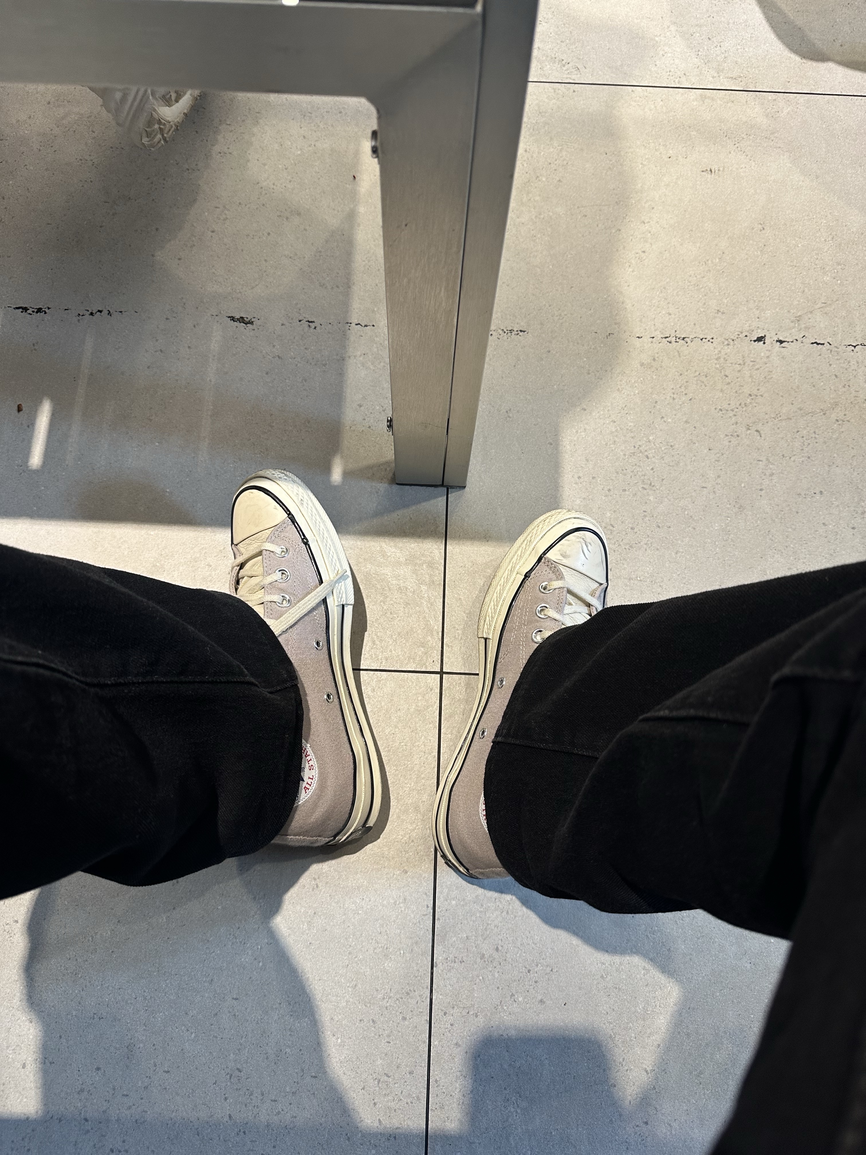 Converse x Fear of God Essentials Chuck 70 Hi Grey 착용 스타일