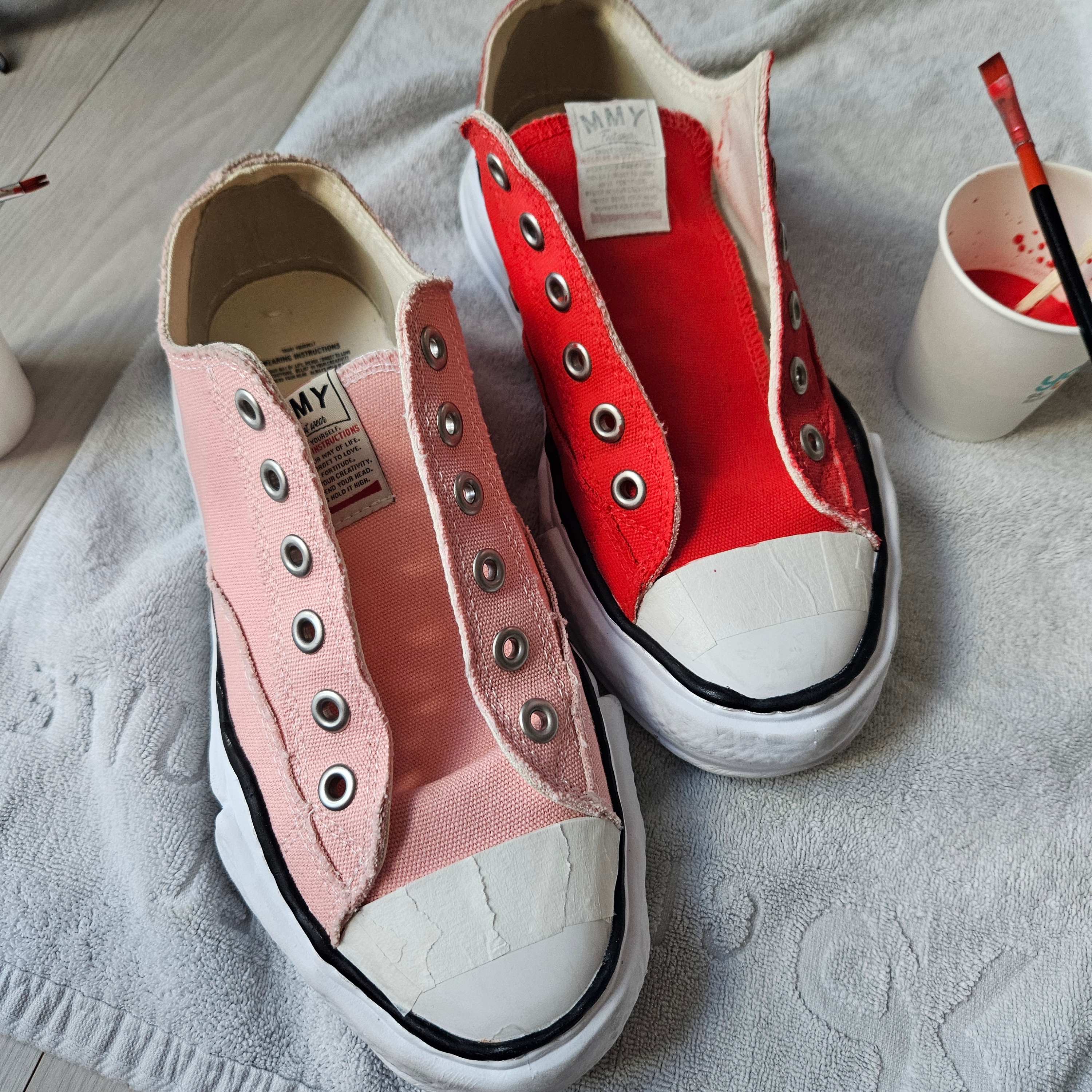 Maison Mihara Yasuhiro Peterson OG Sole Canvas Low Sneakers Pink 착용 스타일 - 3