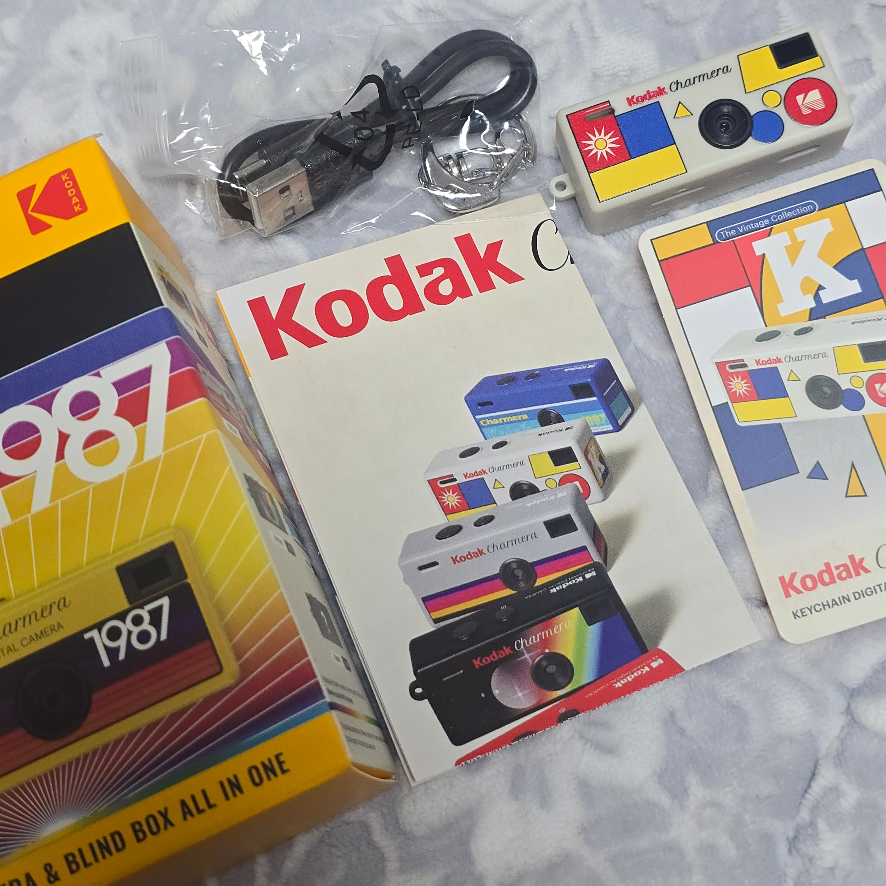 Kodak Charmera Key Chain Film Camera Sealed Case (1 Blind Box) 착용 스타일