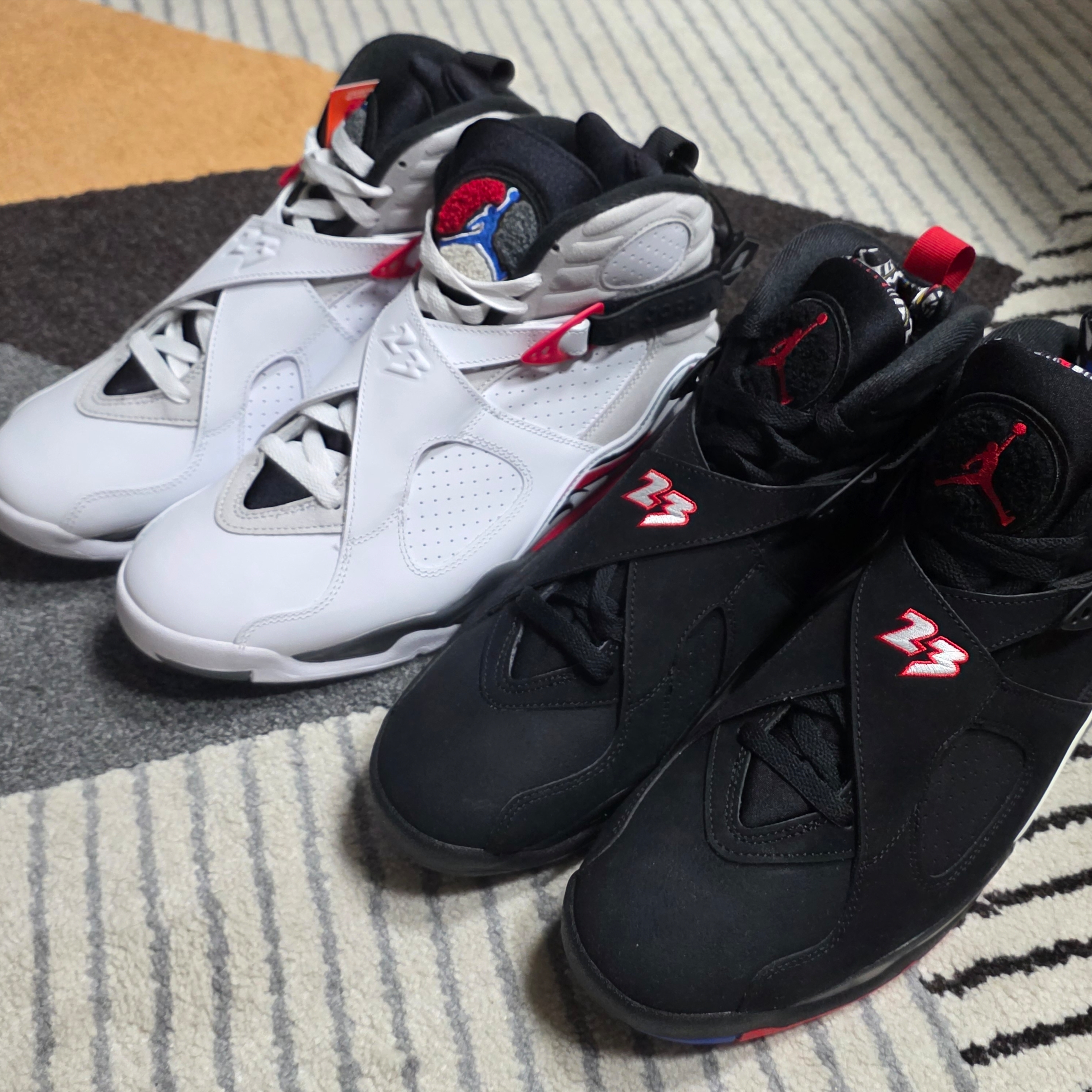 Jordan 8 Retro Bugs Bunny 2025, Jordan 8 Retro Playoffs 2023 착용 스타일 - 4