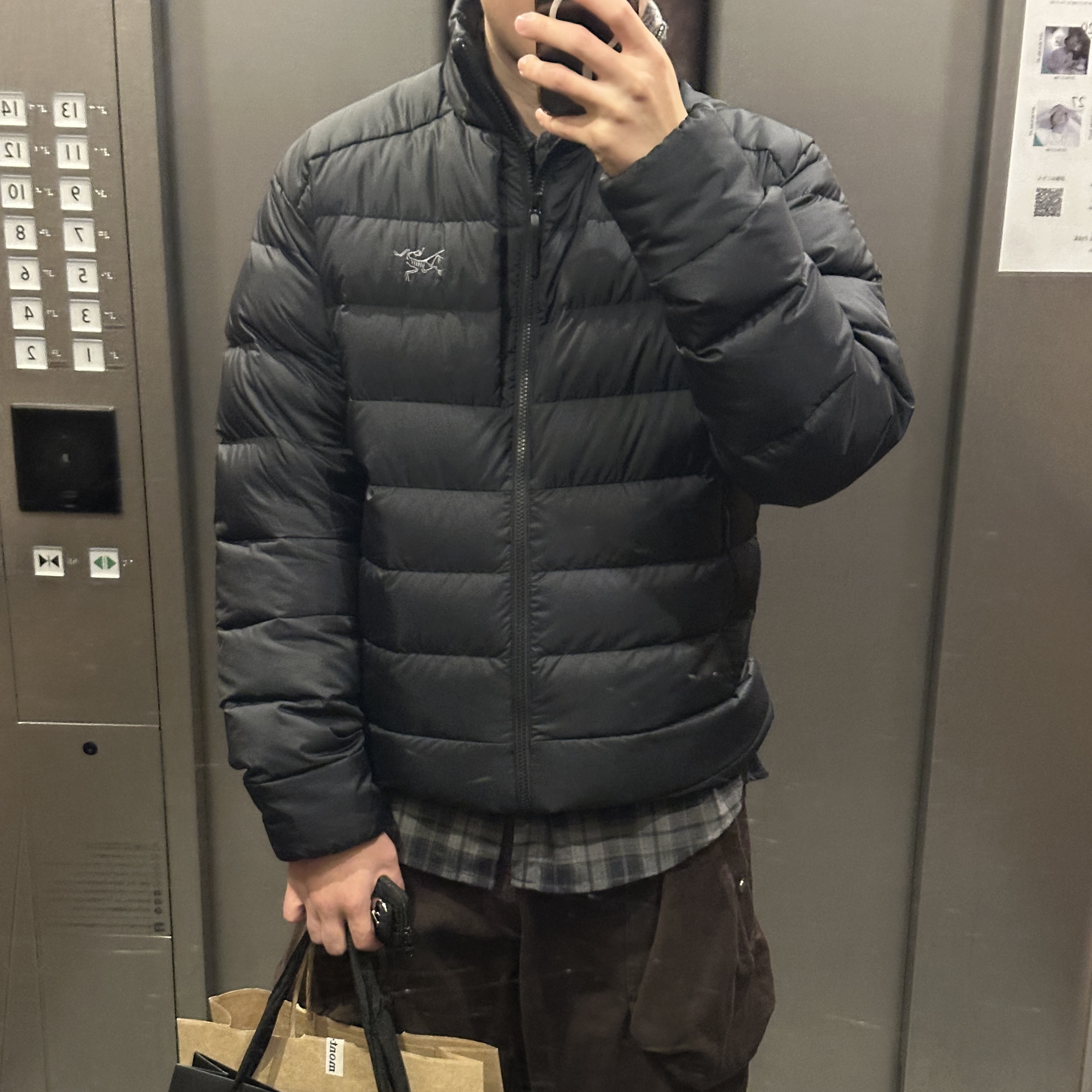 Arc'teryx Thorium Jacket Black 착용 스타일