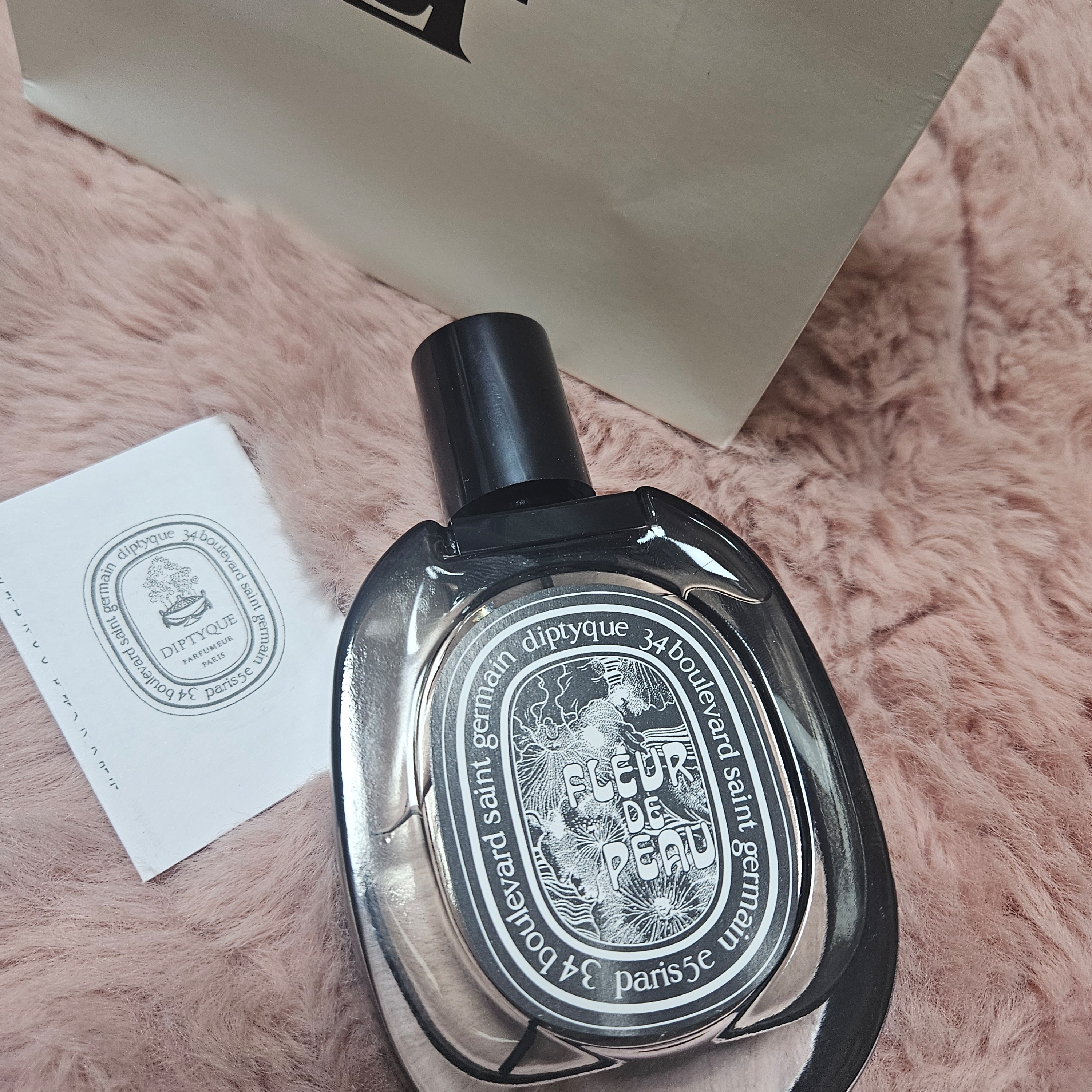 Diptyque Fleur De Peau Eau De Parfum 75ml 착용 스타일