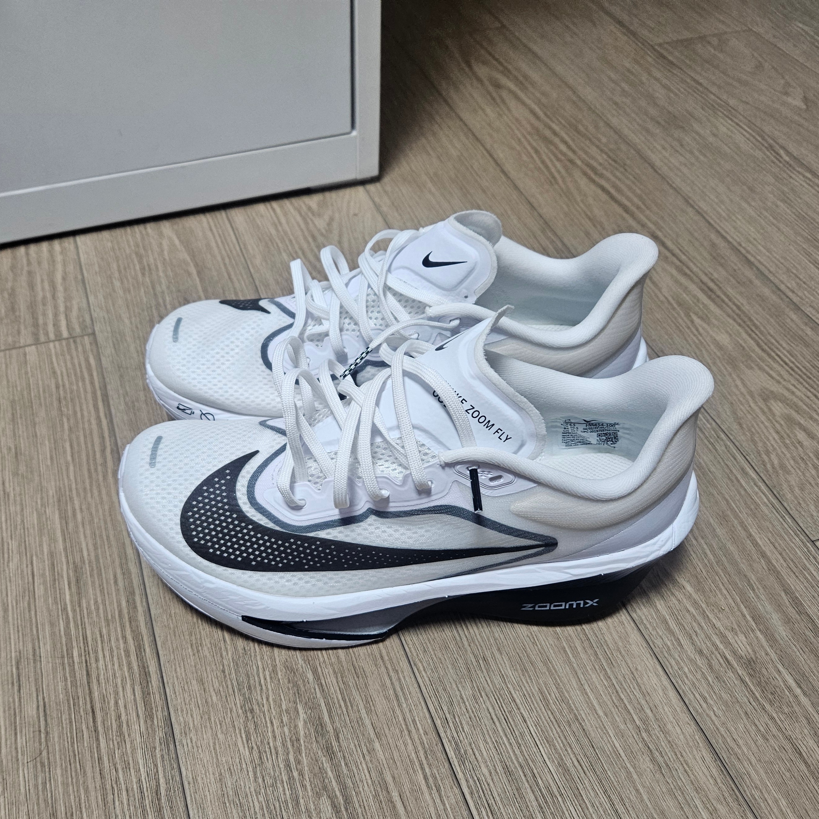 Nike Zoom Fly 6 White Smoke Grey 착용 스타일