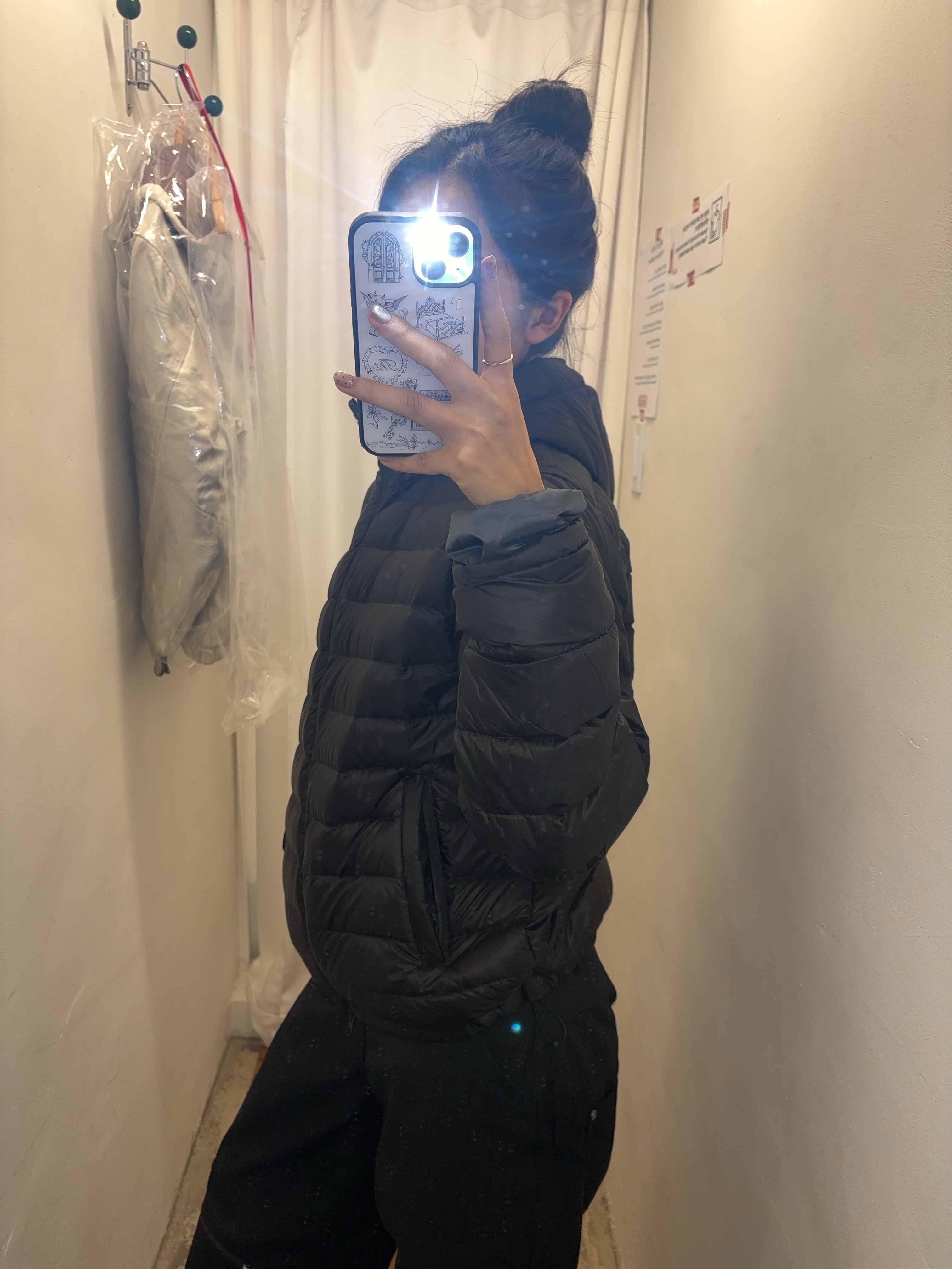 Sansan Gear Suffix Puffer Jacket Black - 25FW 착용 스타일 - 2