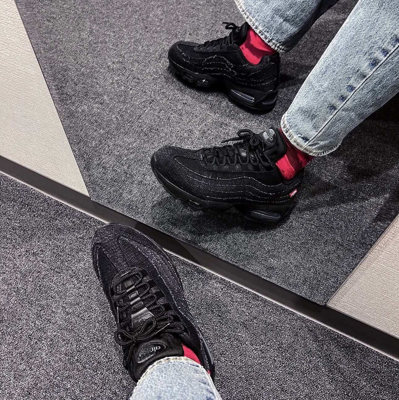 Nike x Levi's Air Max 95 Black 착용 스타일