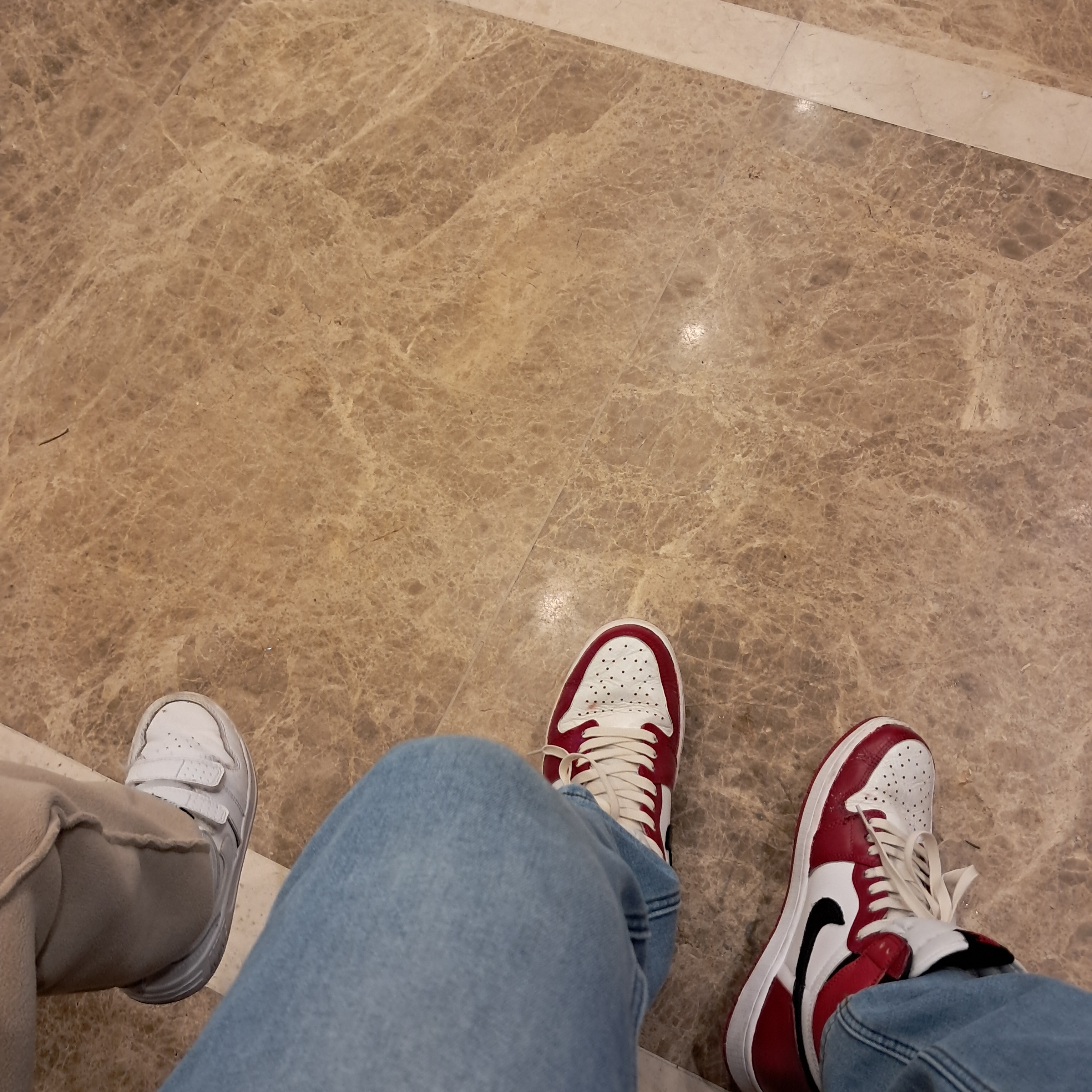 Jordan 1 Retro High OG Heritage 착용 스타일 - 2